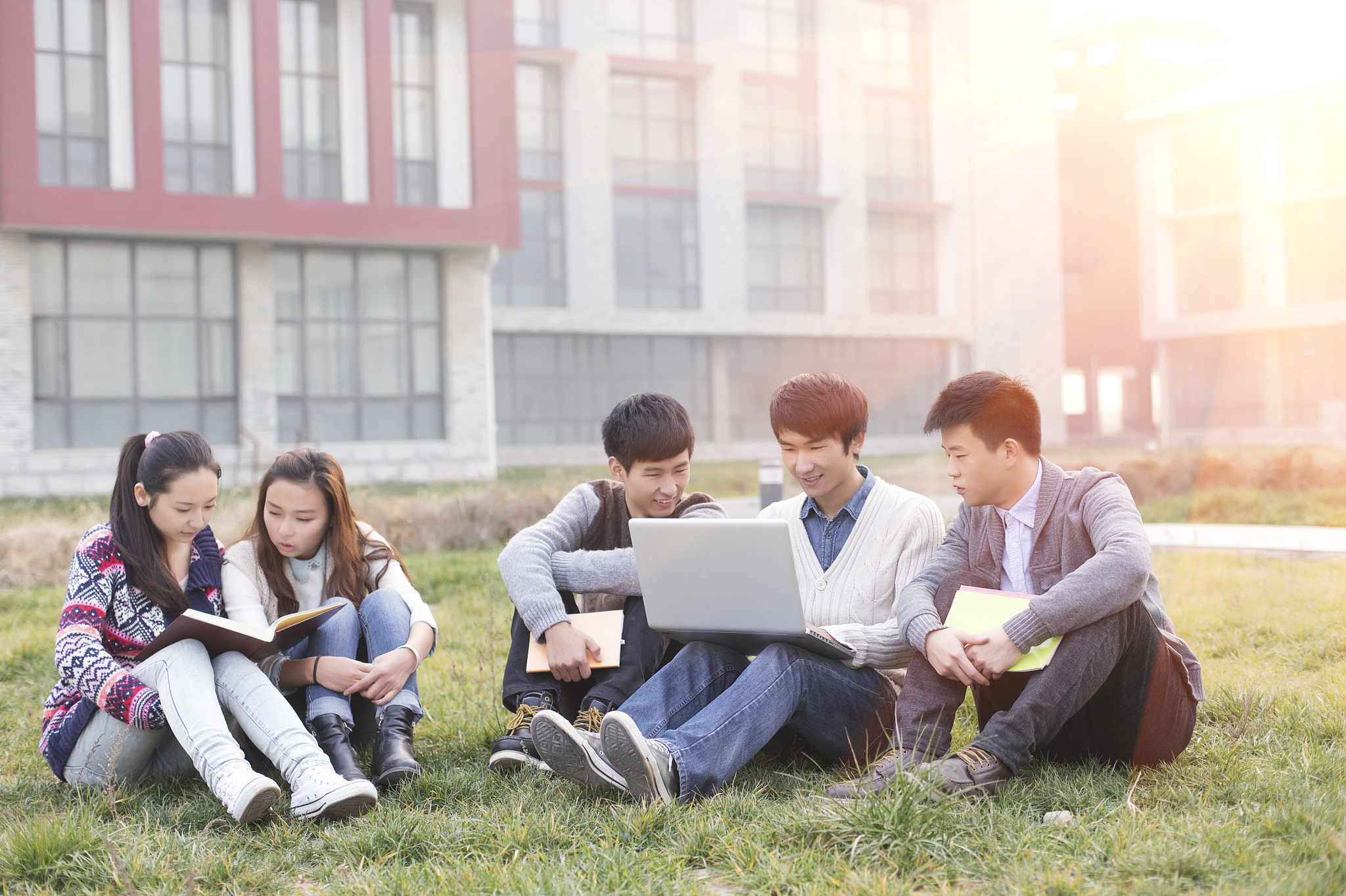 回忆职高校园的随笔600字