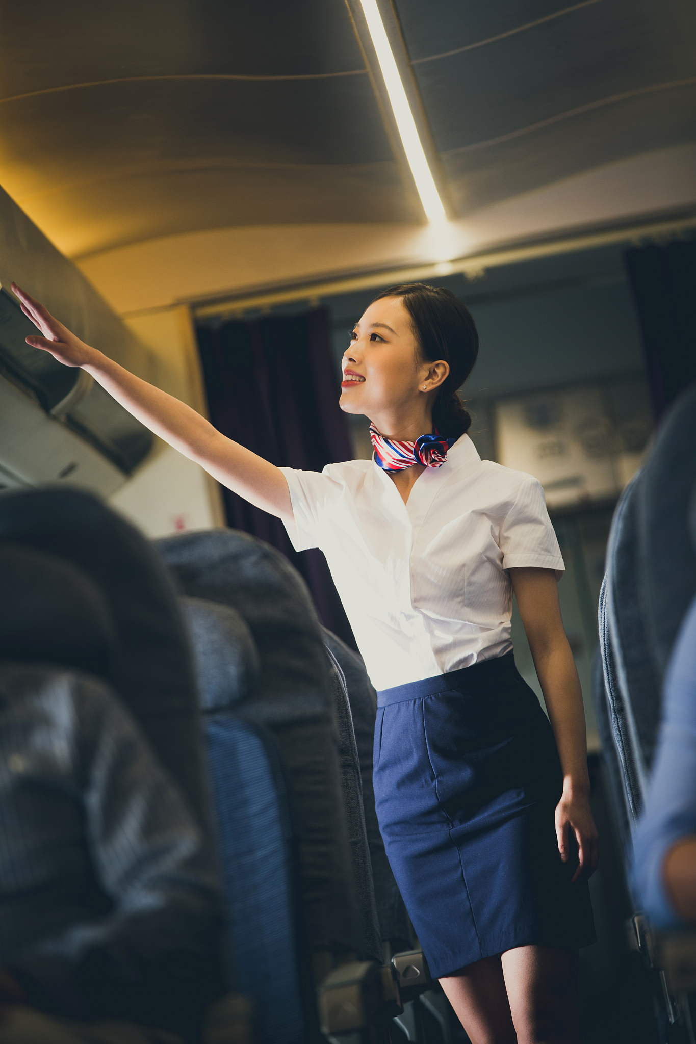 空姐身材要求：标准、保持和重要性