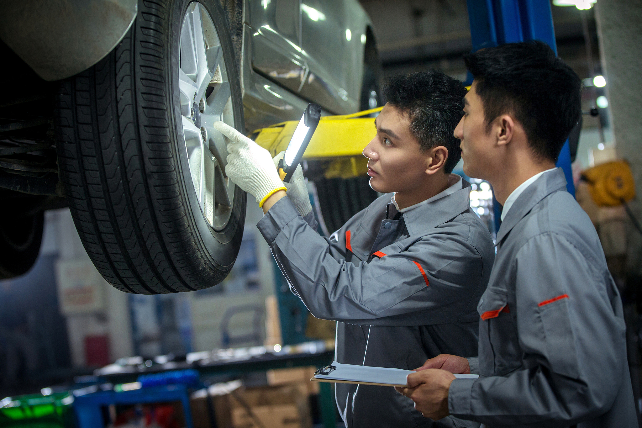 遂宁汽修学校汽车整形美容技术专业招生