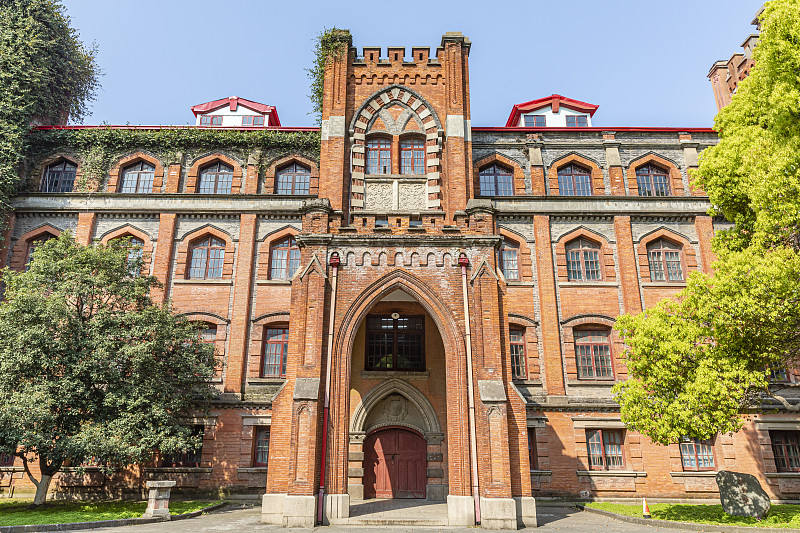 苏州科技大学2022年招生简章：工、管、文、法、理等60余个本科专业等你来报考