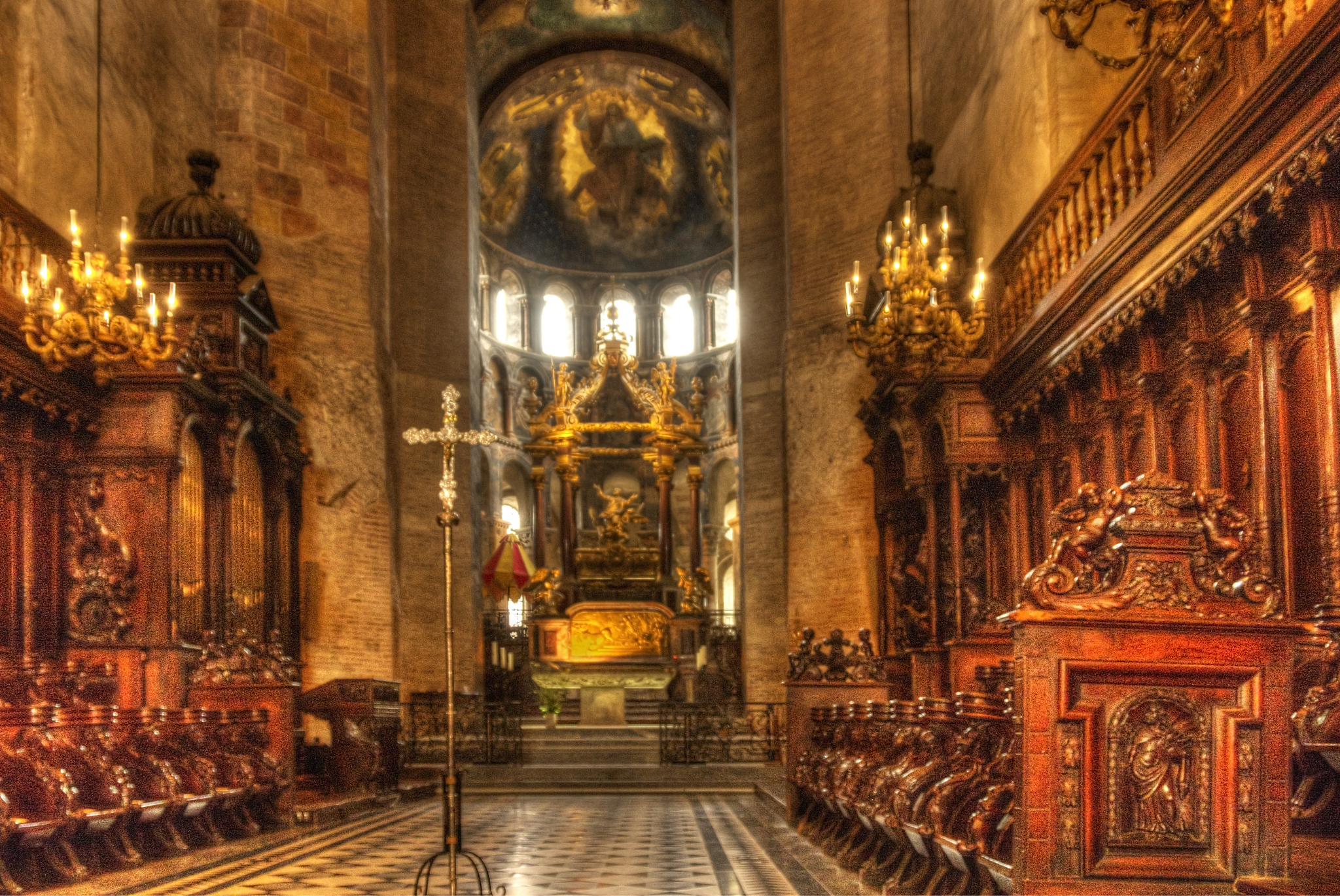 bascilica interior