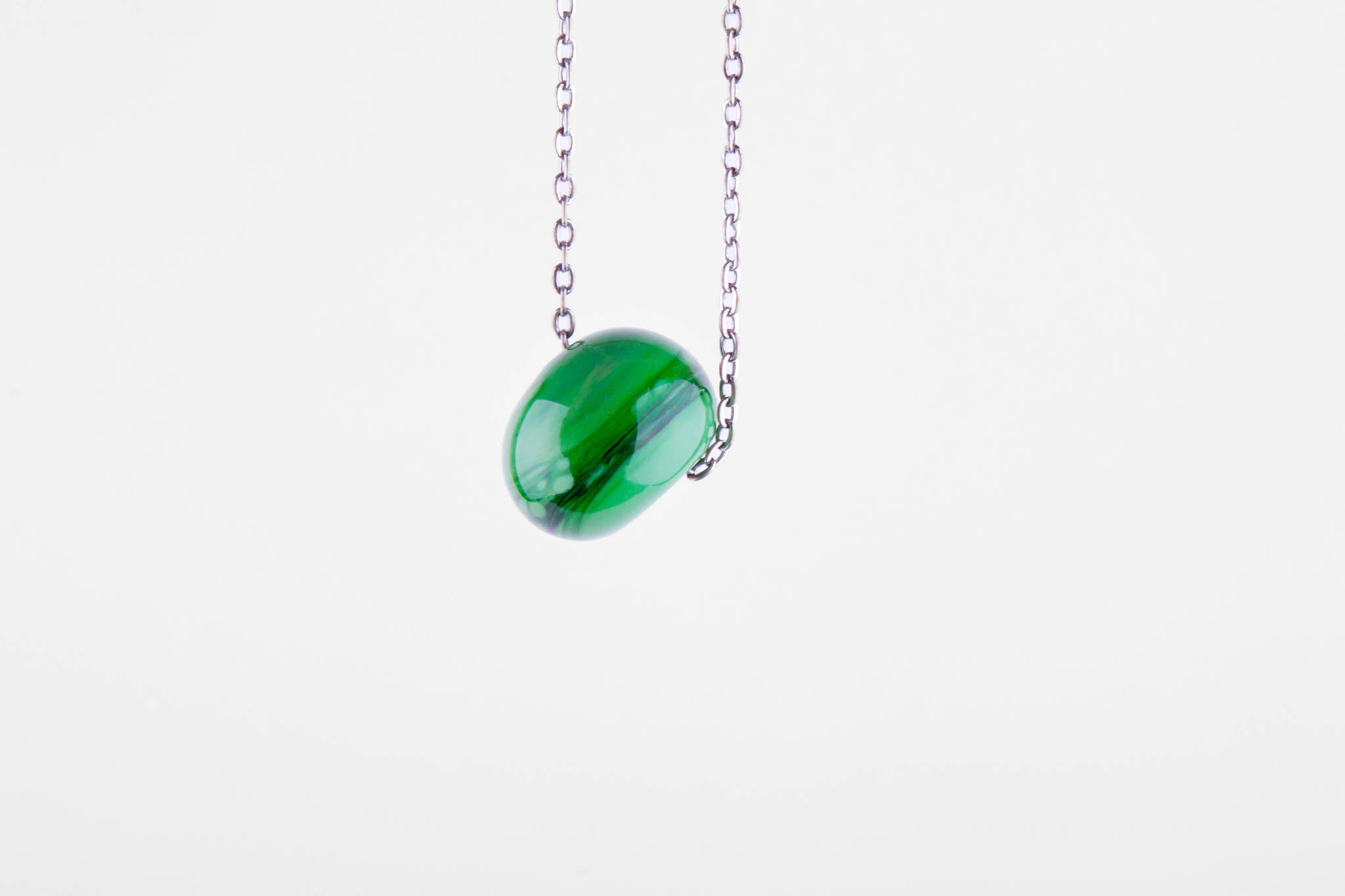 green bead