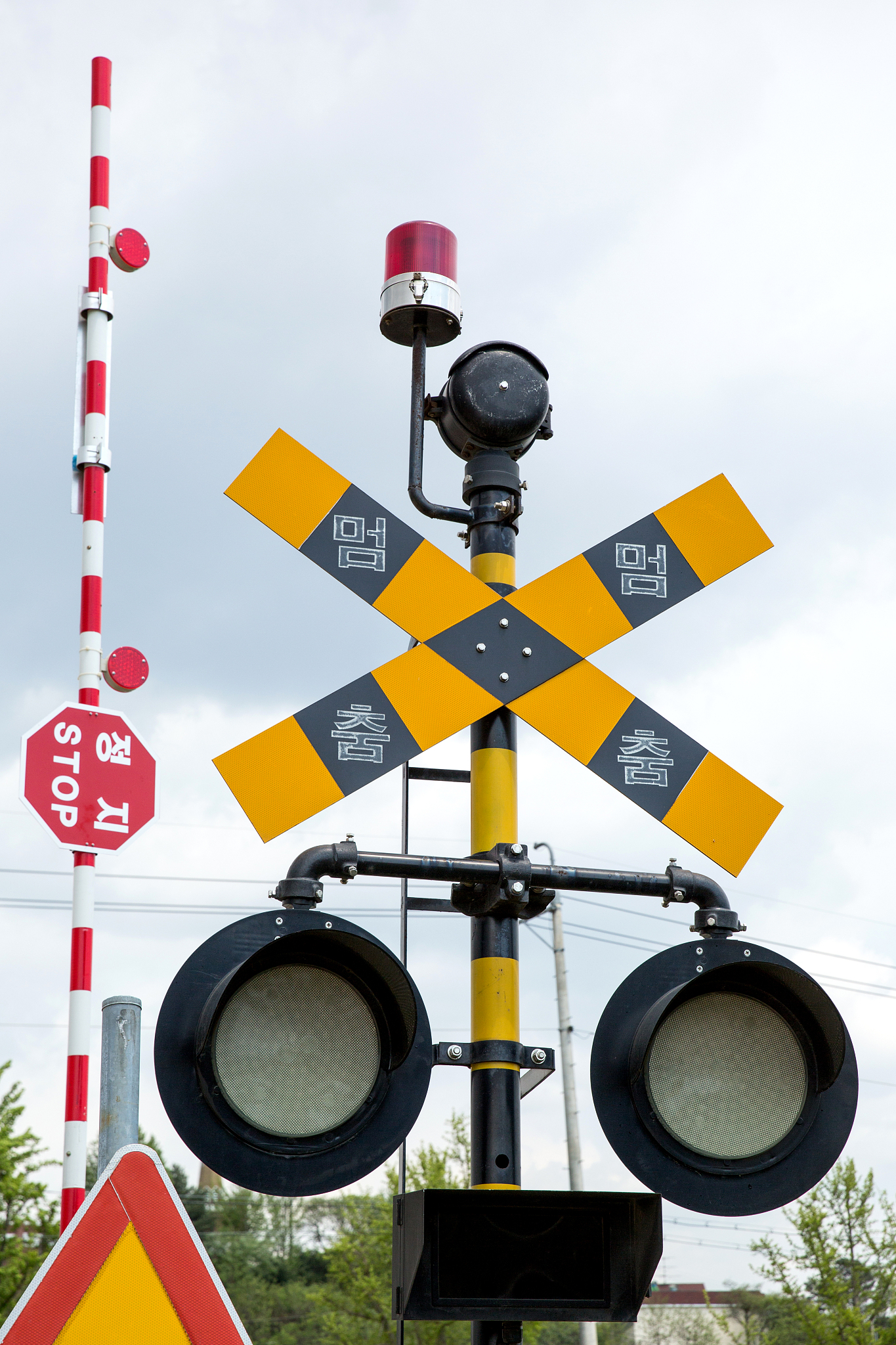 railroad crossing