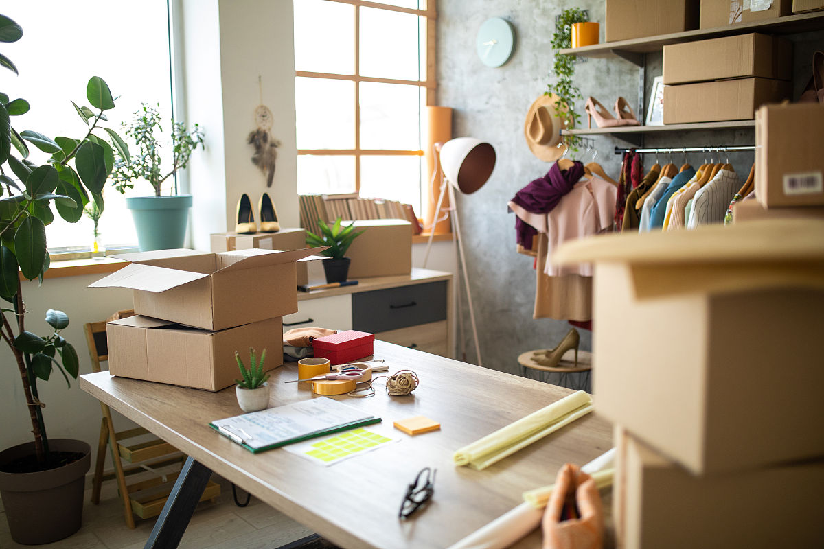 如何整理非常凌乱的房间？ - 详细步骤和整理技巧