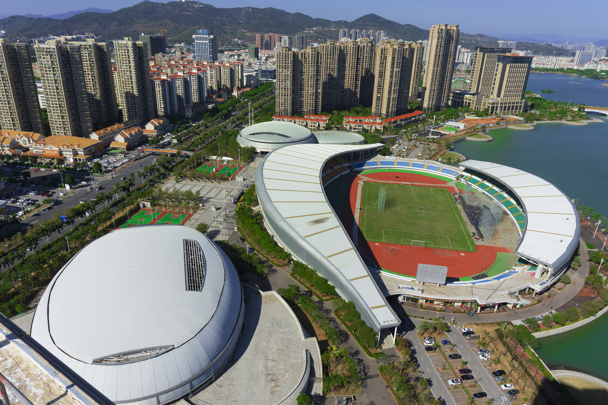 厦门初中女生适合学什么专业？2023年热门初中专业推荐