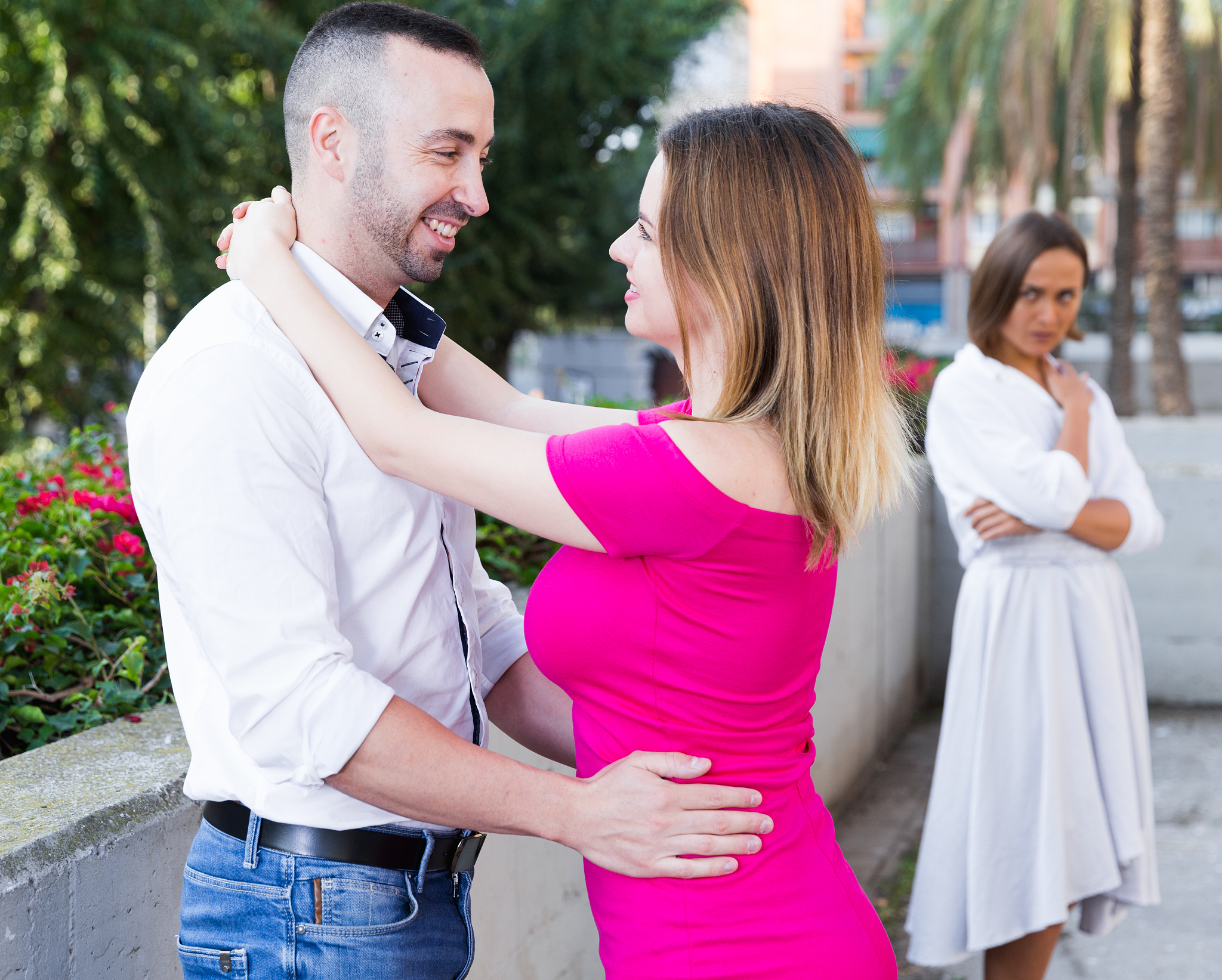 女朋友生气后如何哄她开心？10句暖心话语化解矛盾