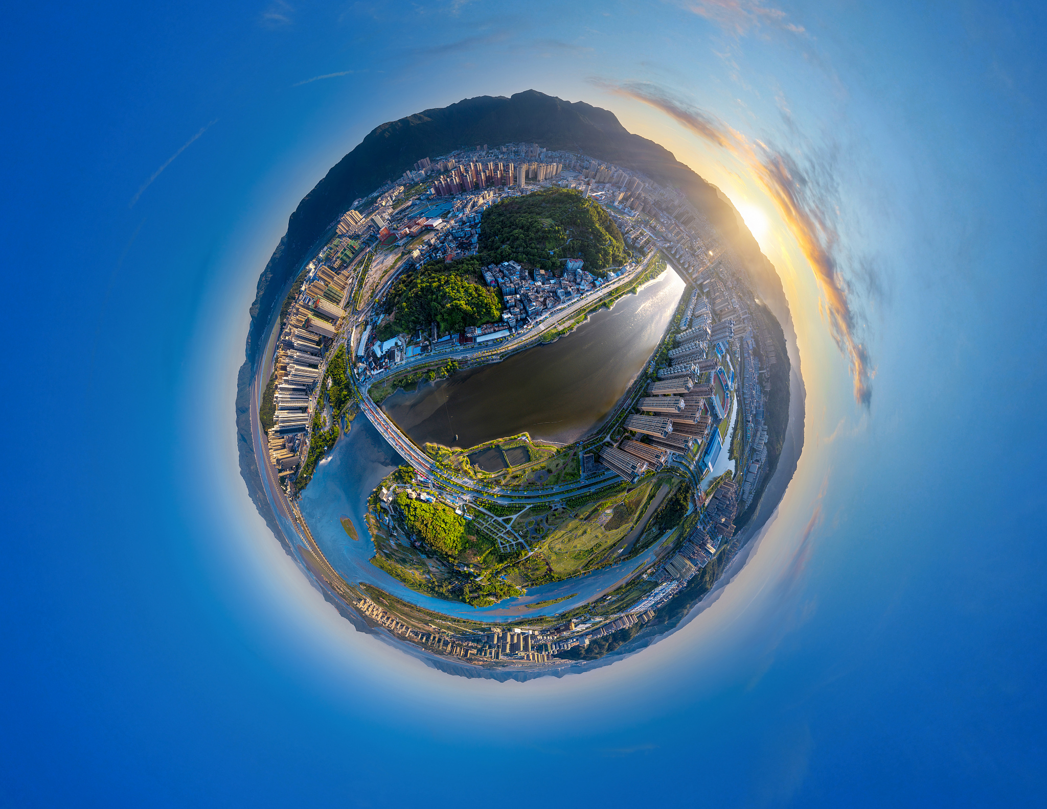 全景摄影：用镜头记录360°震撼体验