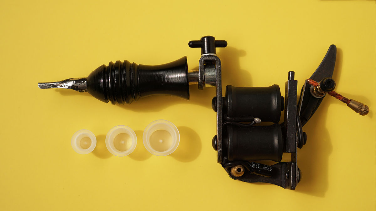 喜玛诺12款黑武士DC水滴轮路亚的调节扭怎么用