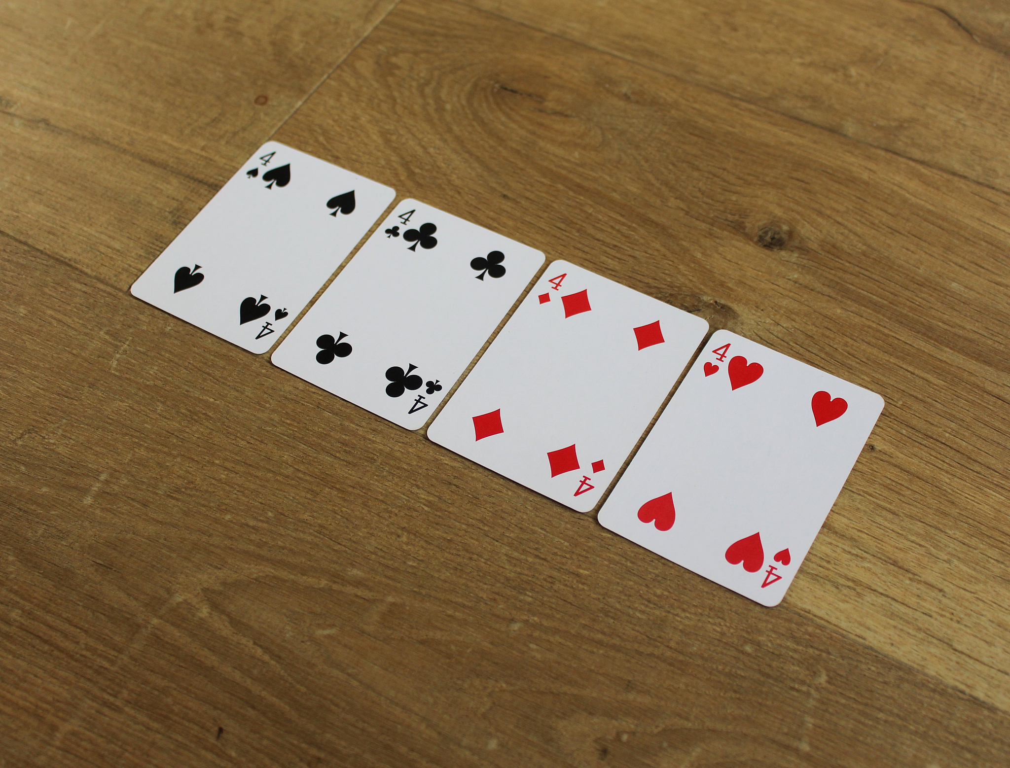 斗地主技巧：双王对子，如何战胜一对6一对5一对4