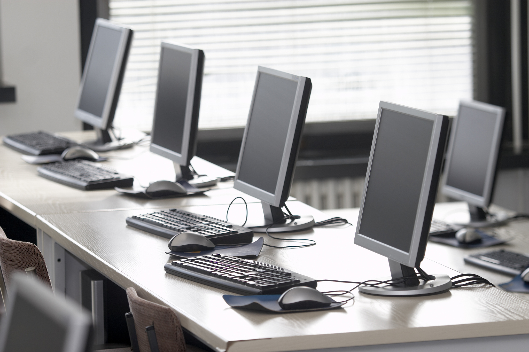 computer classroom school education