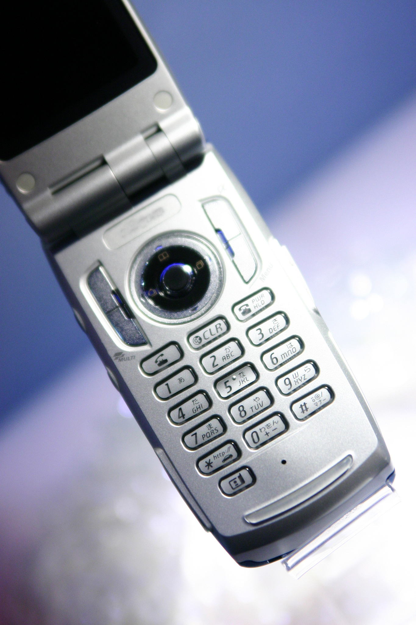 玩具故事：小男孩汤姆与分享的快乐