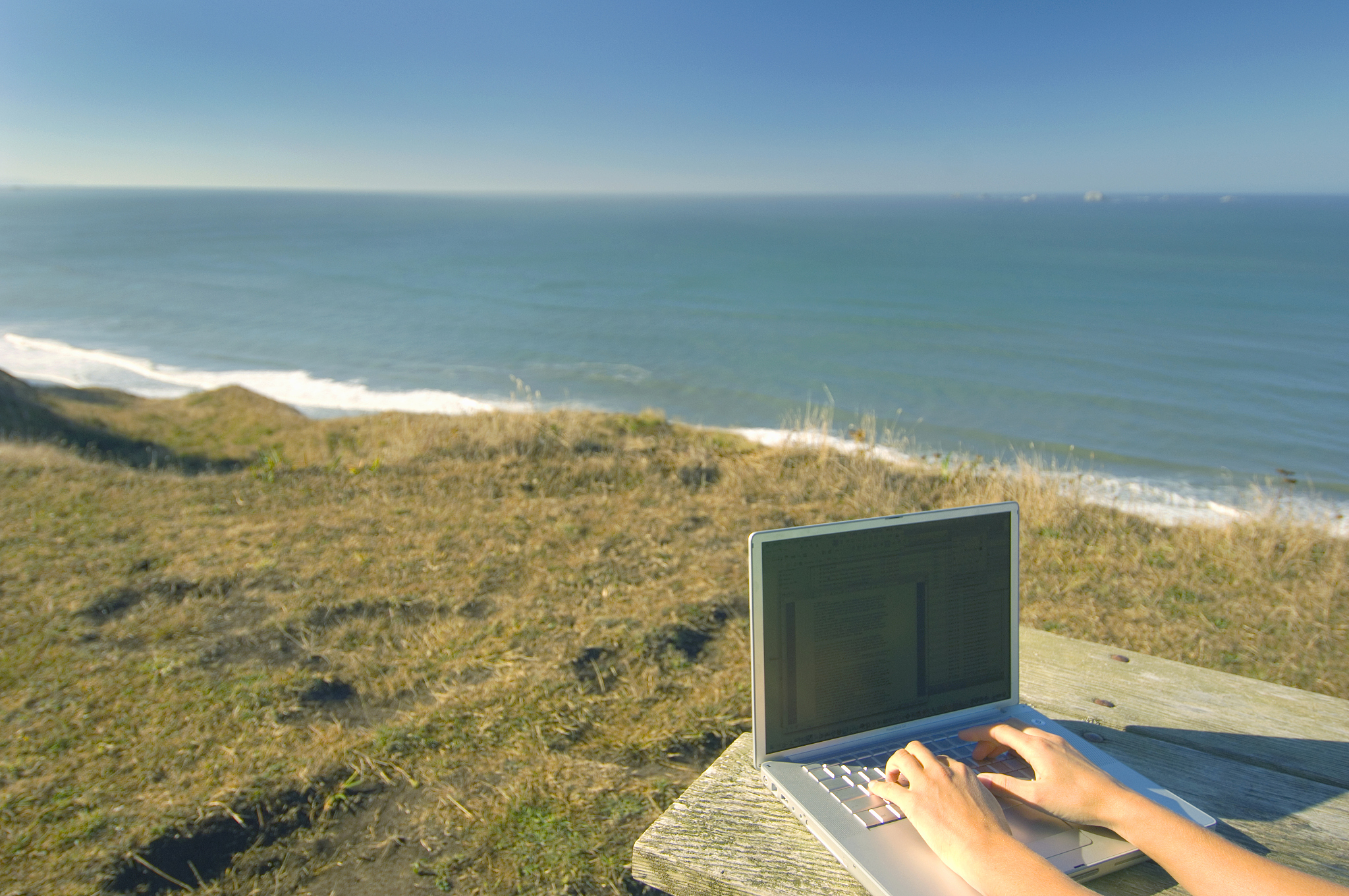 威海海洋职业学院药品生物技术专业就业前景分析：未来发展趋势及就业方向