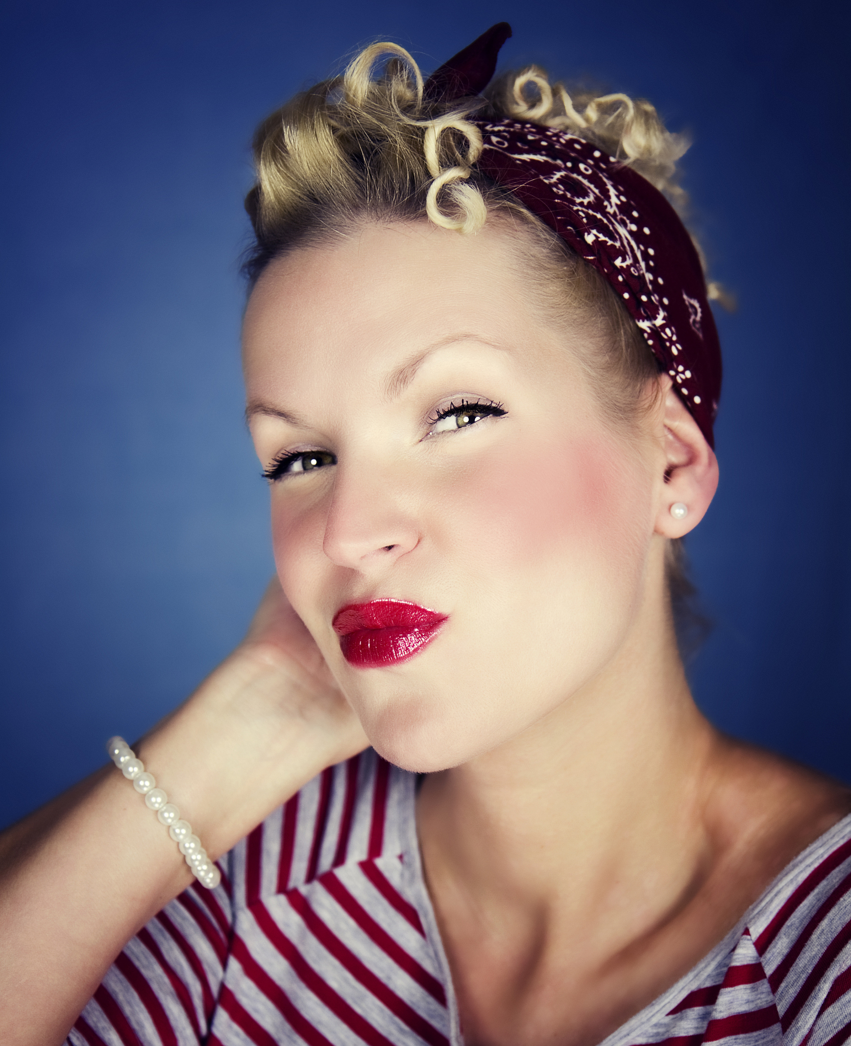 六岁孩童外貌描写：可爱、精致、天真烂漫