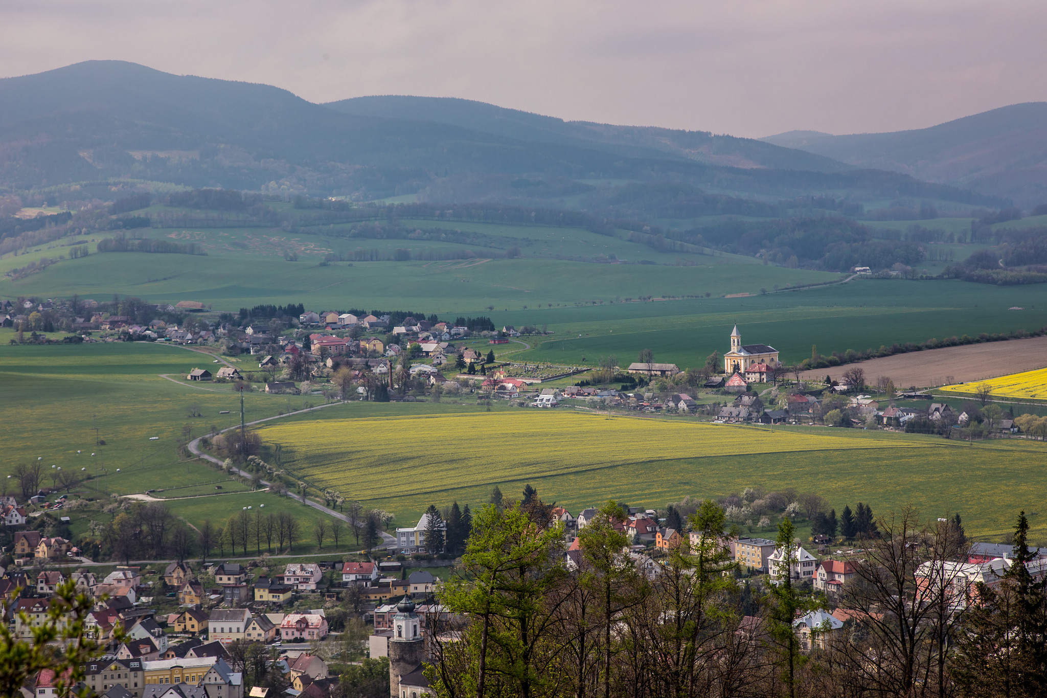 发现身边的美景：城市、乡村、自然和人情