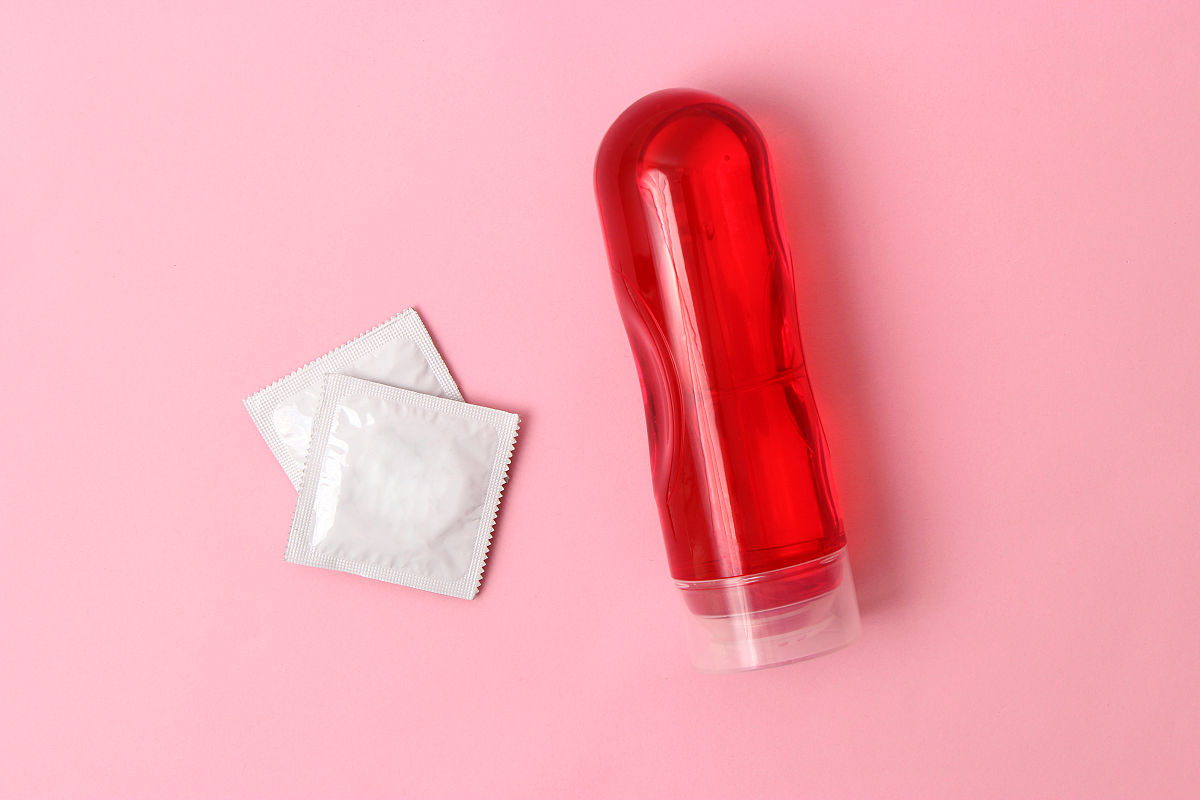 站在女性视角写一条房事润滑液的正面评价