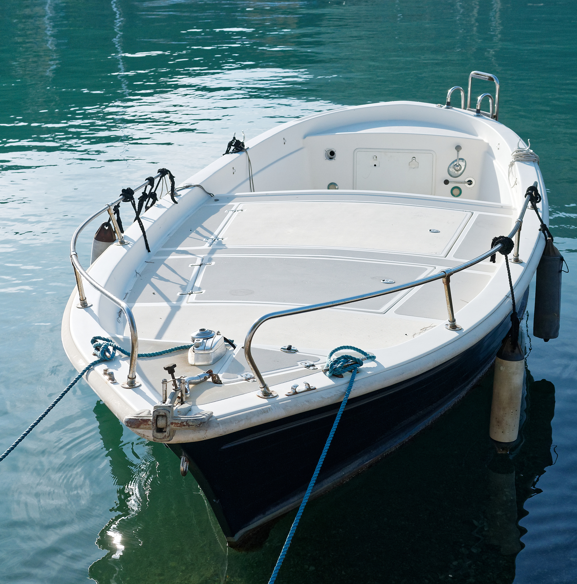 Cargo Hatch Closure and Standing Water Observation on Starboard Side