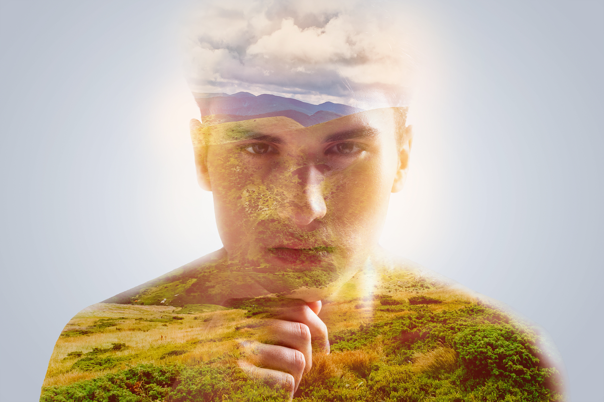 给储德平的学生写一封信劝他转专业到法学应该怎么写