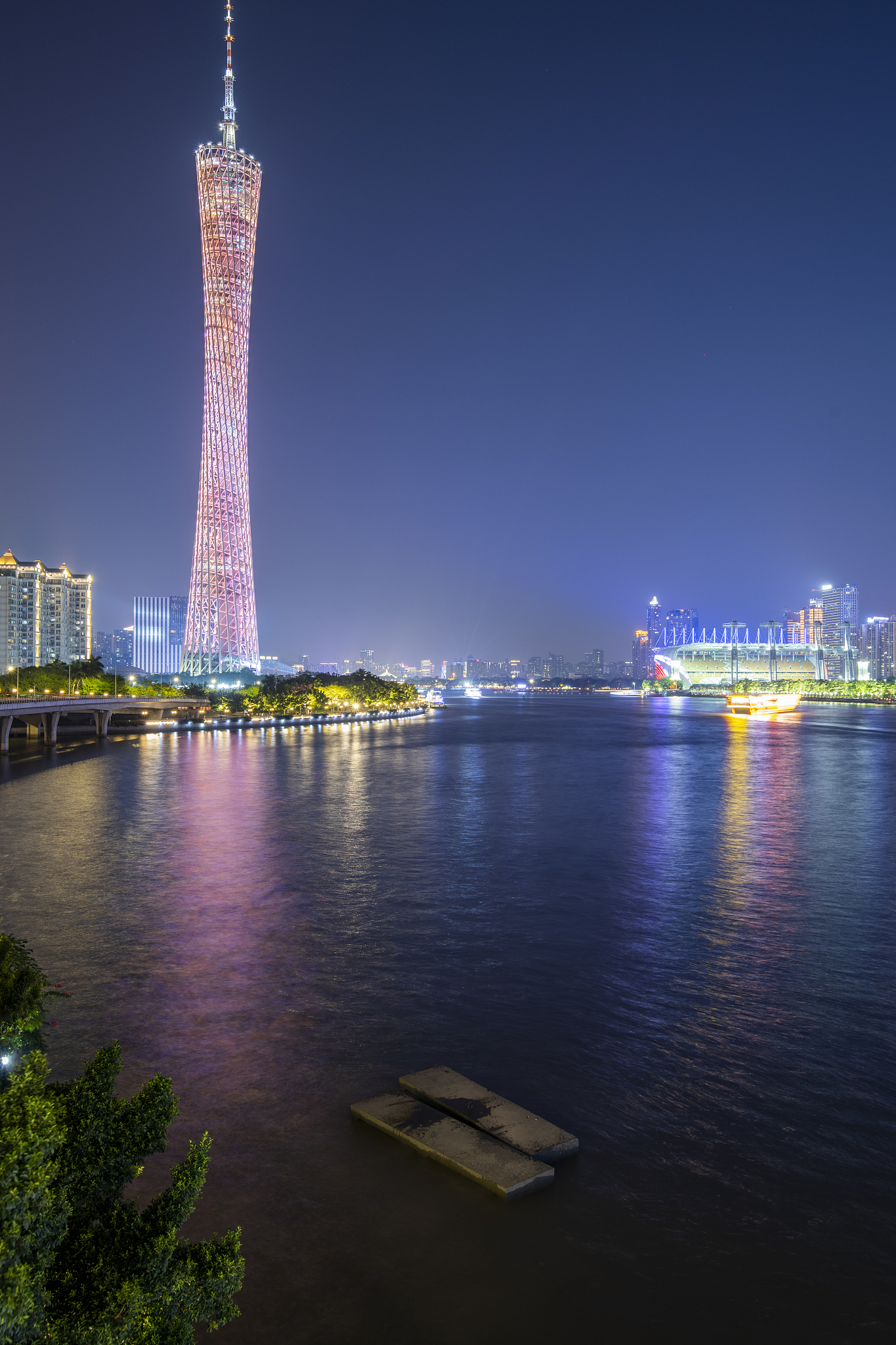 中国广州地标建筑广州塔夜景