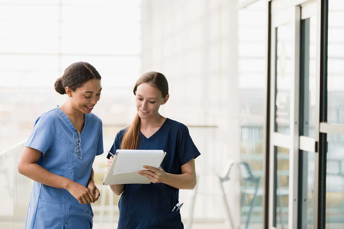 重庆2022年职高好还是护理学校好