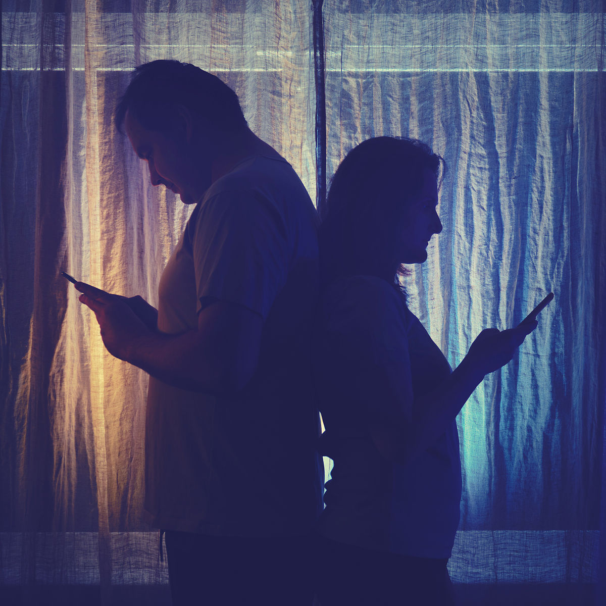 出轨之谜：为何有些人选择背叛而不是分手或离婚？