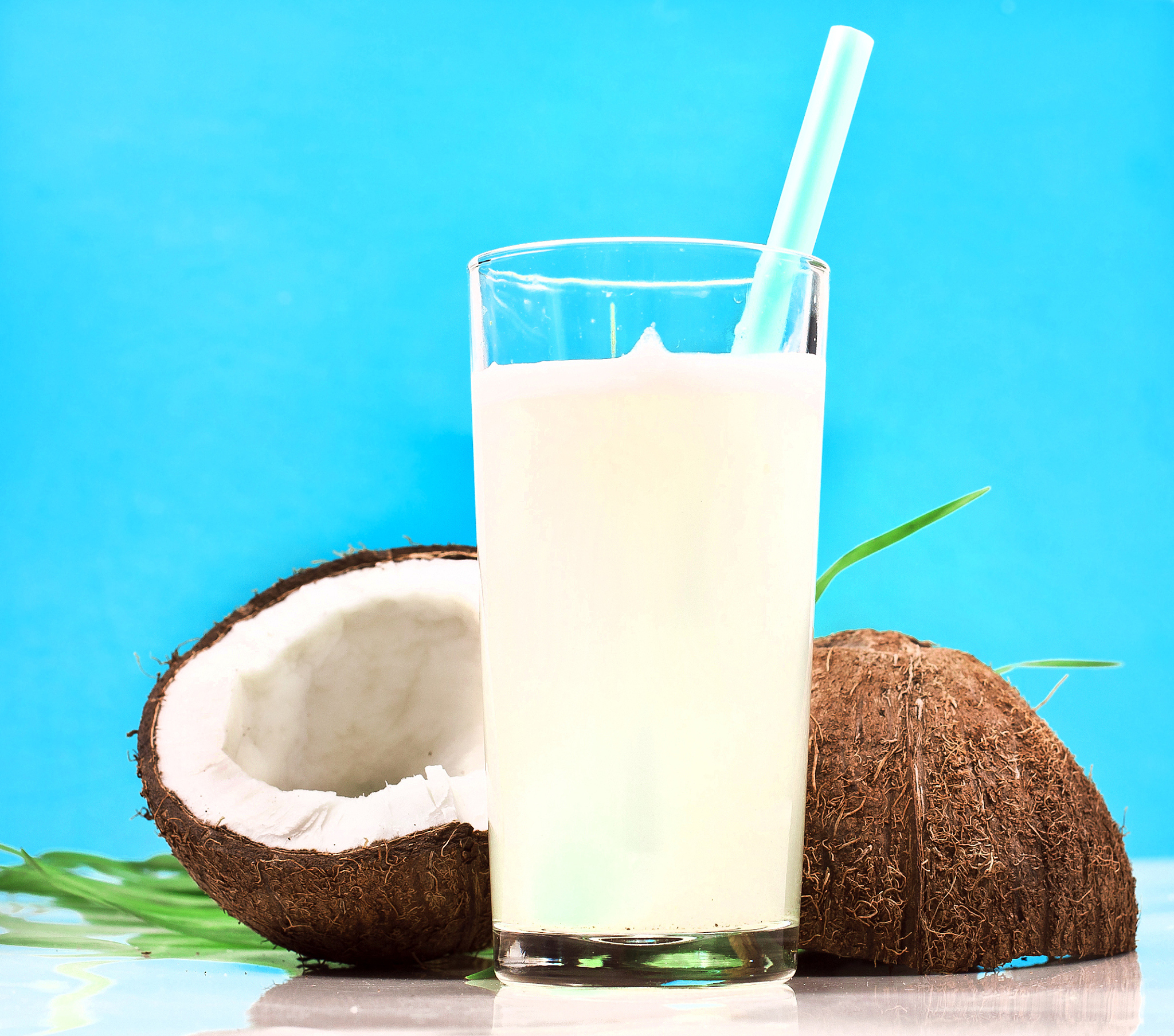 椰子水的功效与作用200字左右详细描述一下