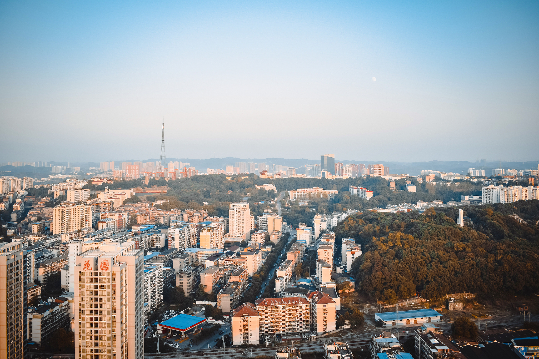 宜昌市城市风光高视角城市天际线