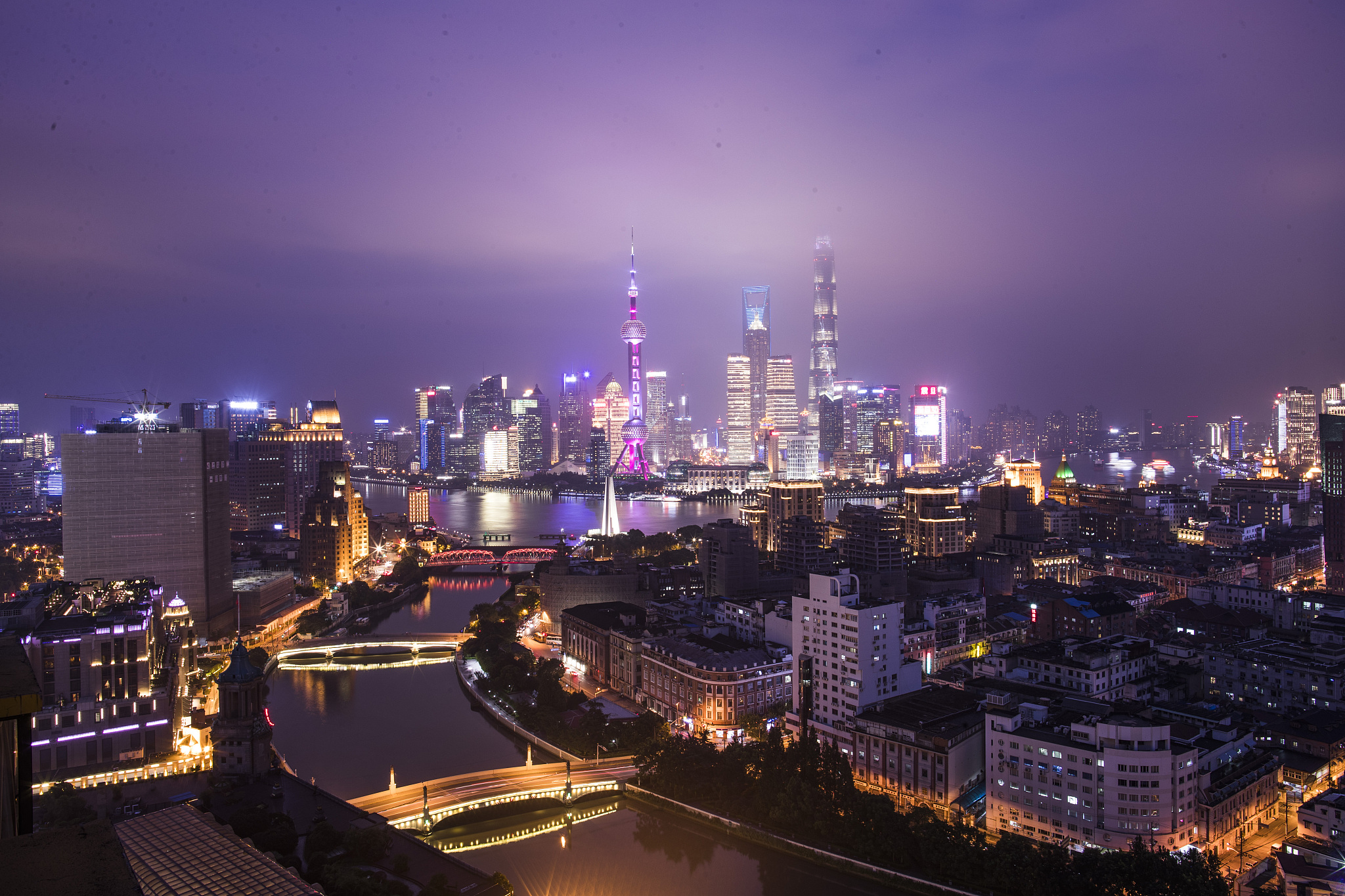 shanghai skyline at night