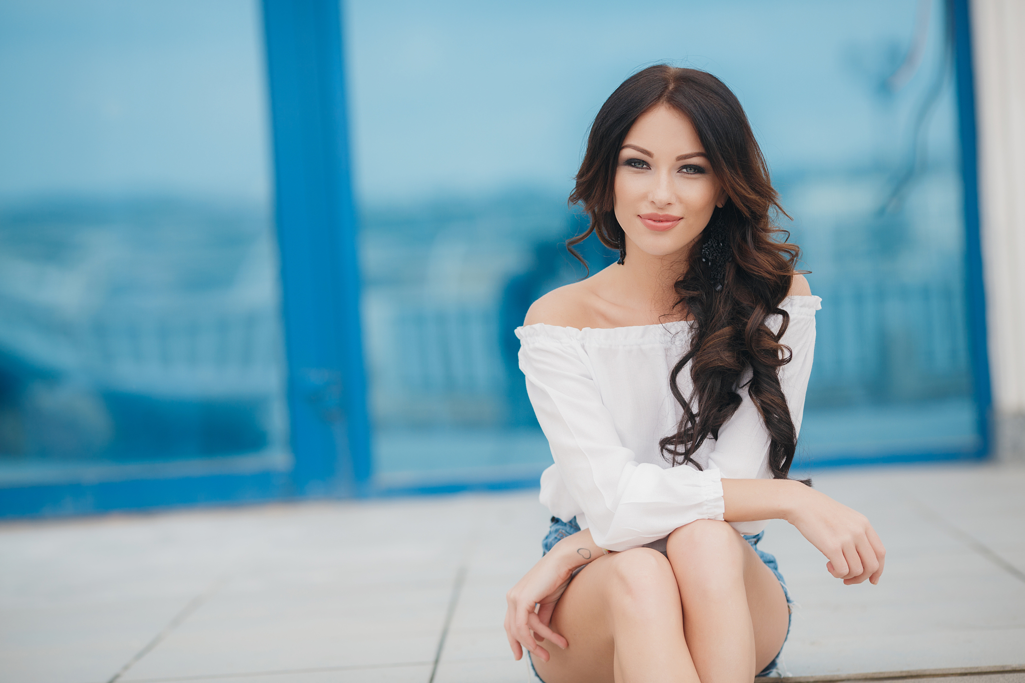 beautiful smiling young woman portrait