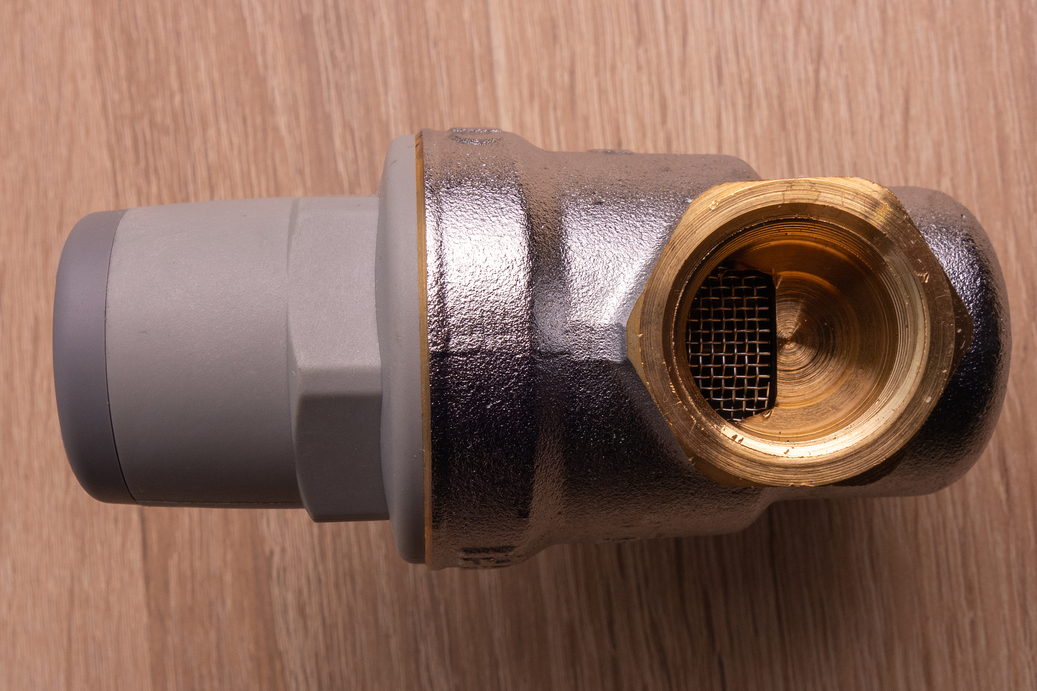 white coated bronze pressure relief valve for domestic water sup
