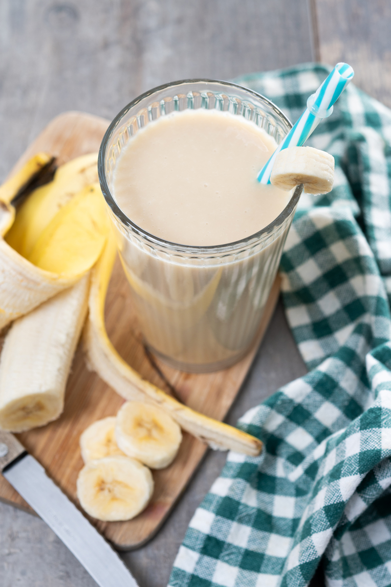 香蕉奇亚籽奶昔的做法_香蕉奇亚籽奶昔怎么做