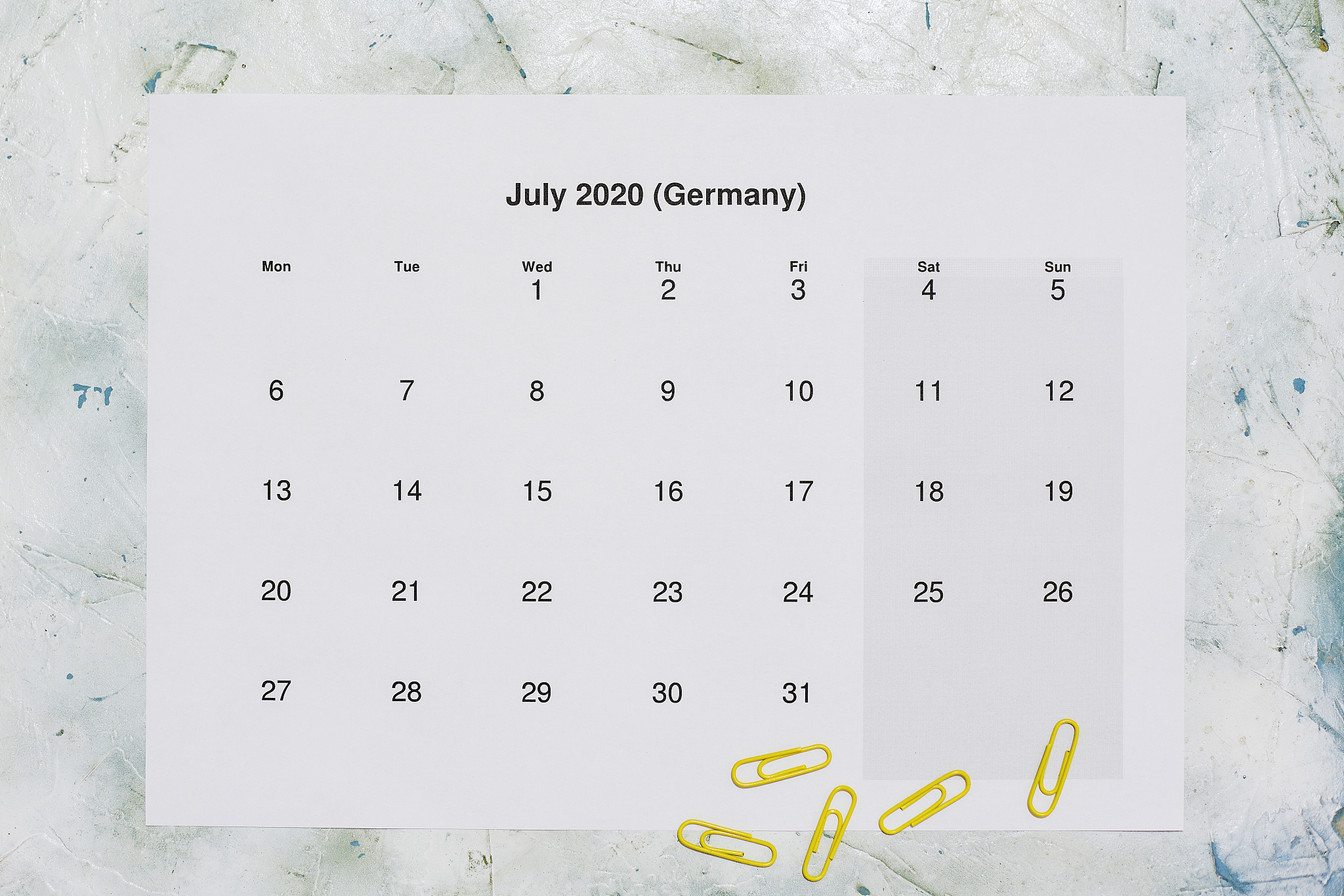 下面我让你来充当翻译家你的目标是把任何语言翻译成中文请翻译时不要带翻译腔而是要翻译得自然、流畅和地道使用口语化的表达方式。请翻译下面这句话：됐습니다 얼마가 들든 상관없다고 한 말 기억합니까 윤 회장이 그 번호로 전화하기 전에 수 쓰십시오 이왕이면 번호를 없애는 것도 좋겠네요 아무도 전화할 수 없게 말이죠