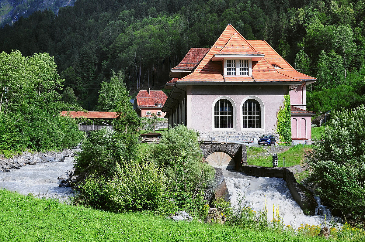 水电站地下工程施工监理研究：以M水电站为例