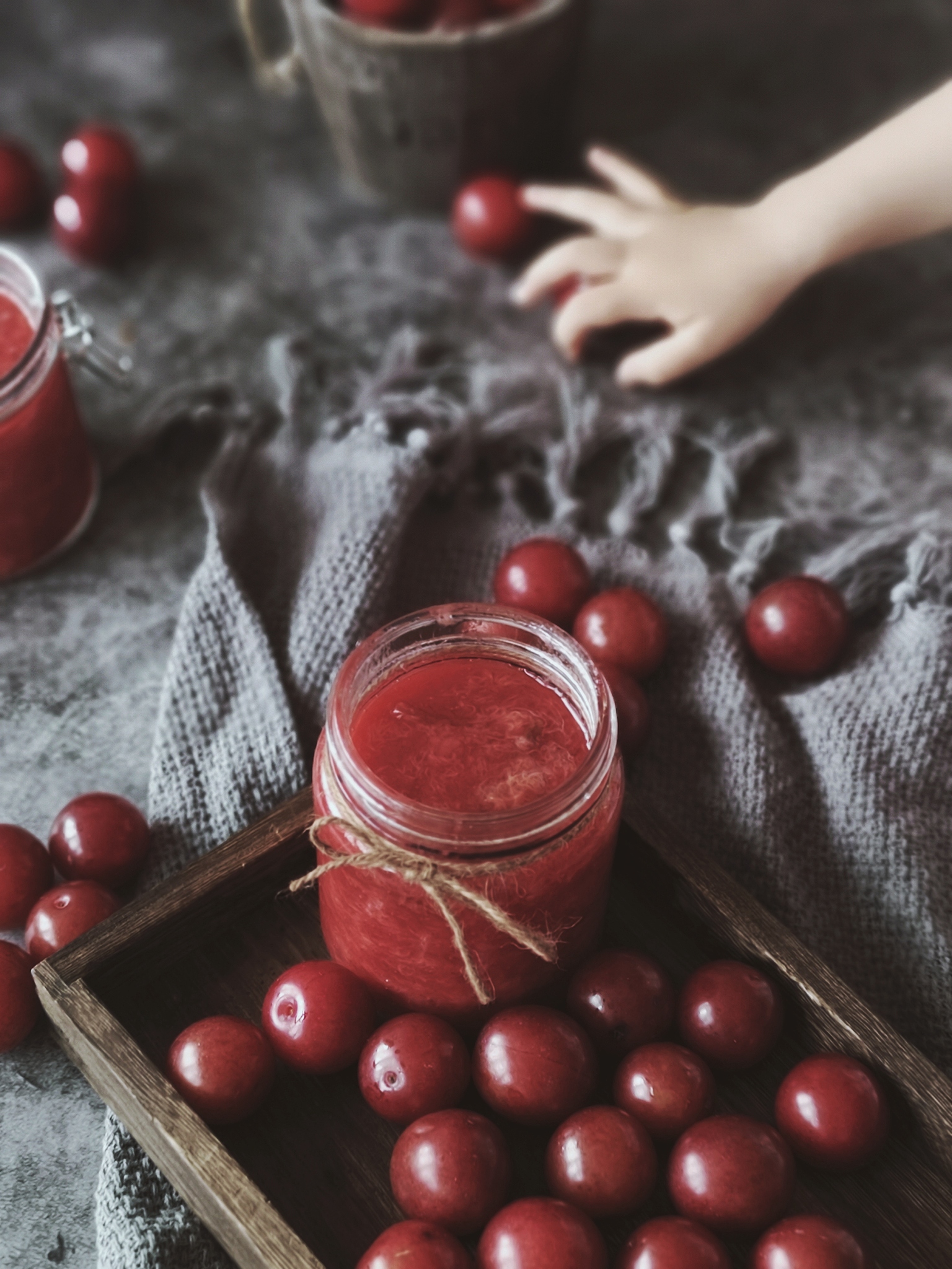 云南杨梅酱制作教程：酸甜可口，夏日美食佳品