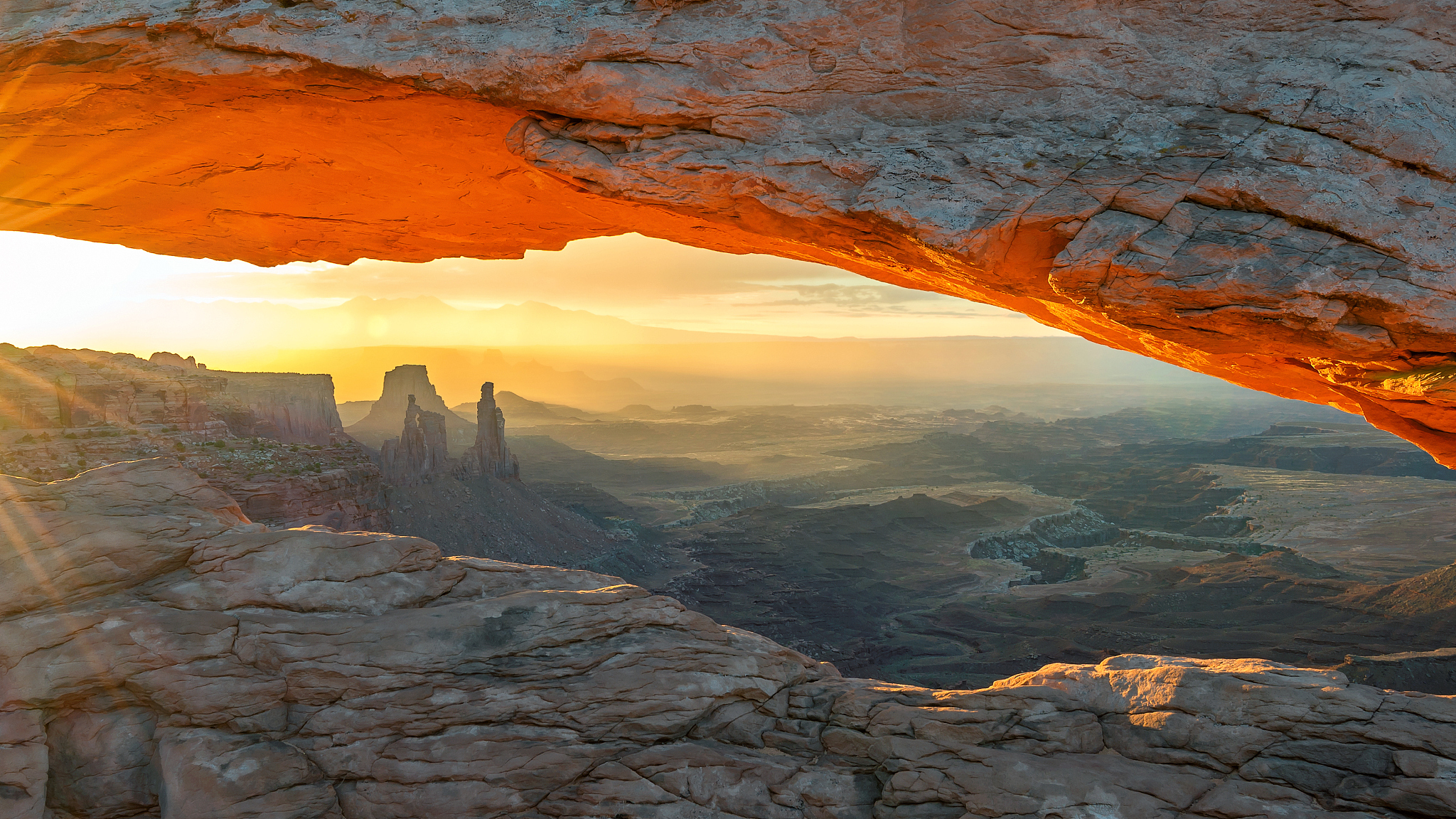sunrise at mesa arch, utah