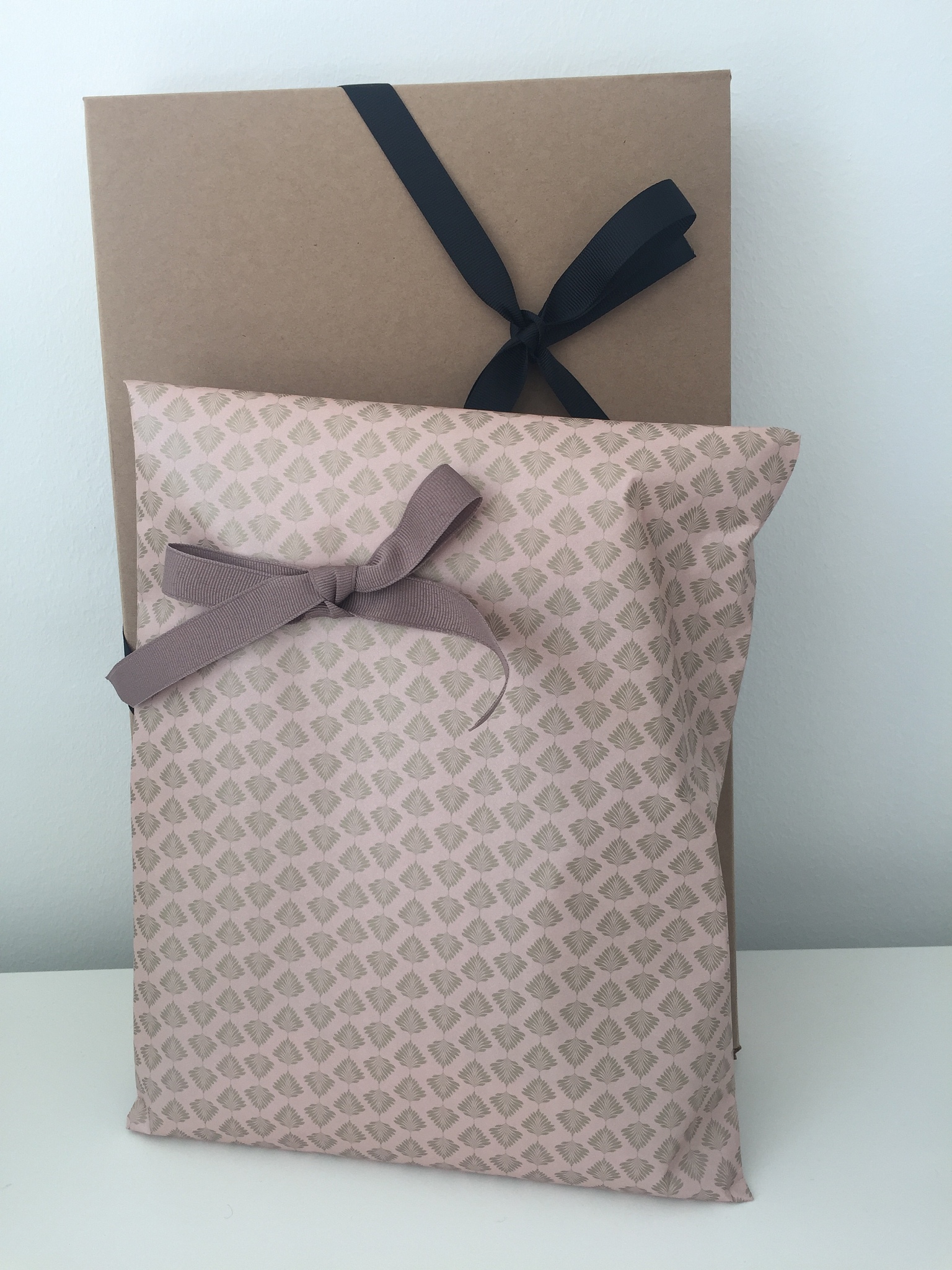 Canvas Bag Notice: Loose Threads, Wrinkles & Packaging - Contact Us!