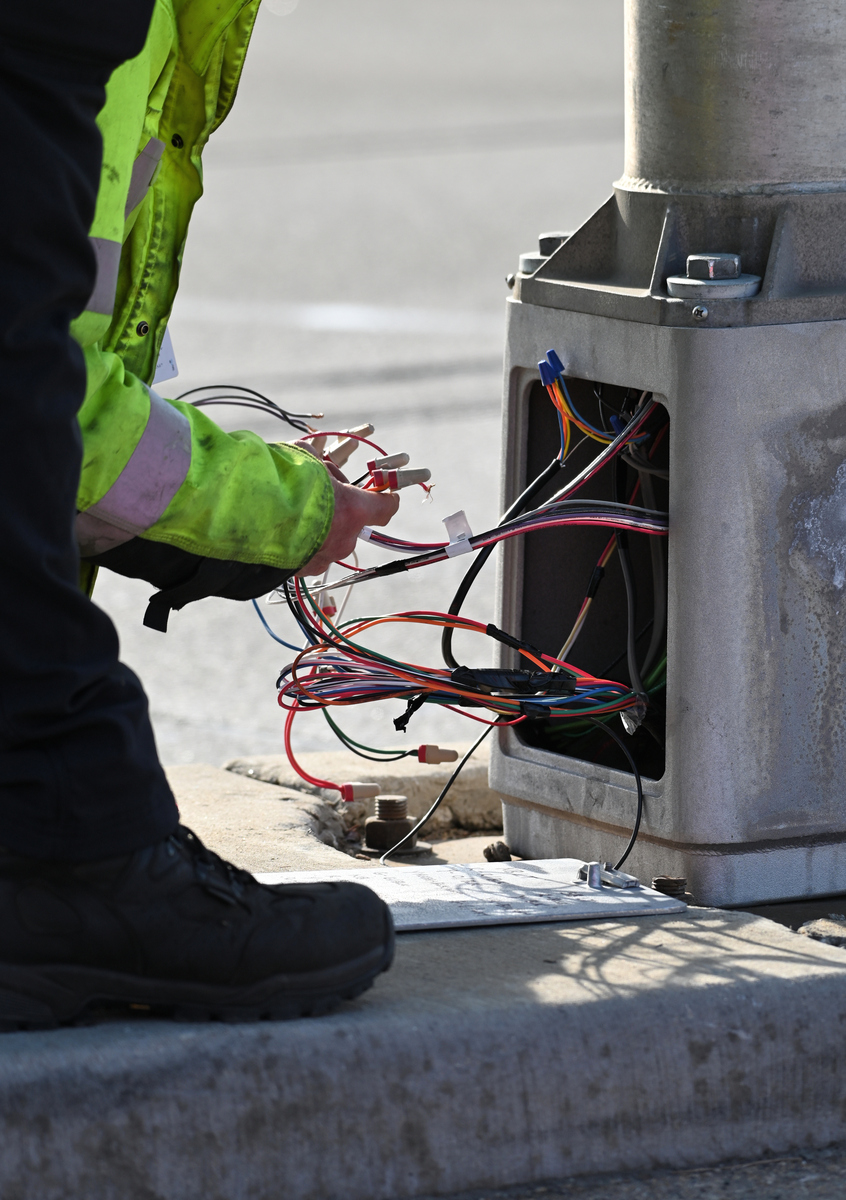 双馈风力发电机电机线缆隐藏保护方案