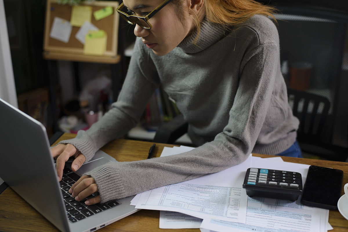 巴中高中毕业生：选择中专还是继续高中？