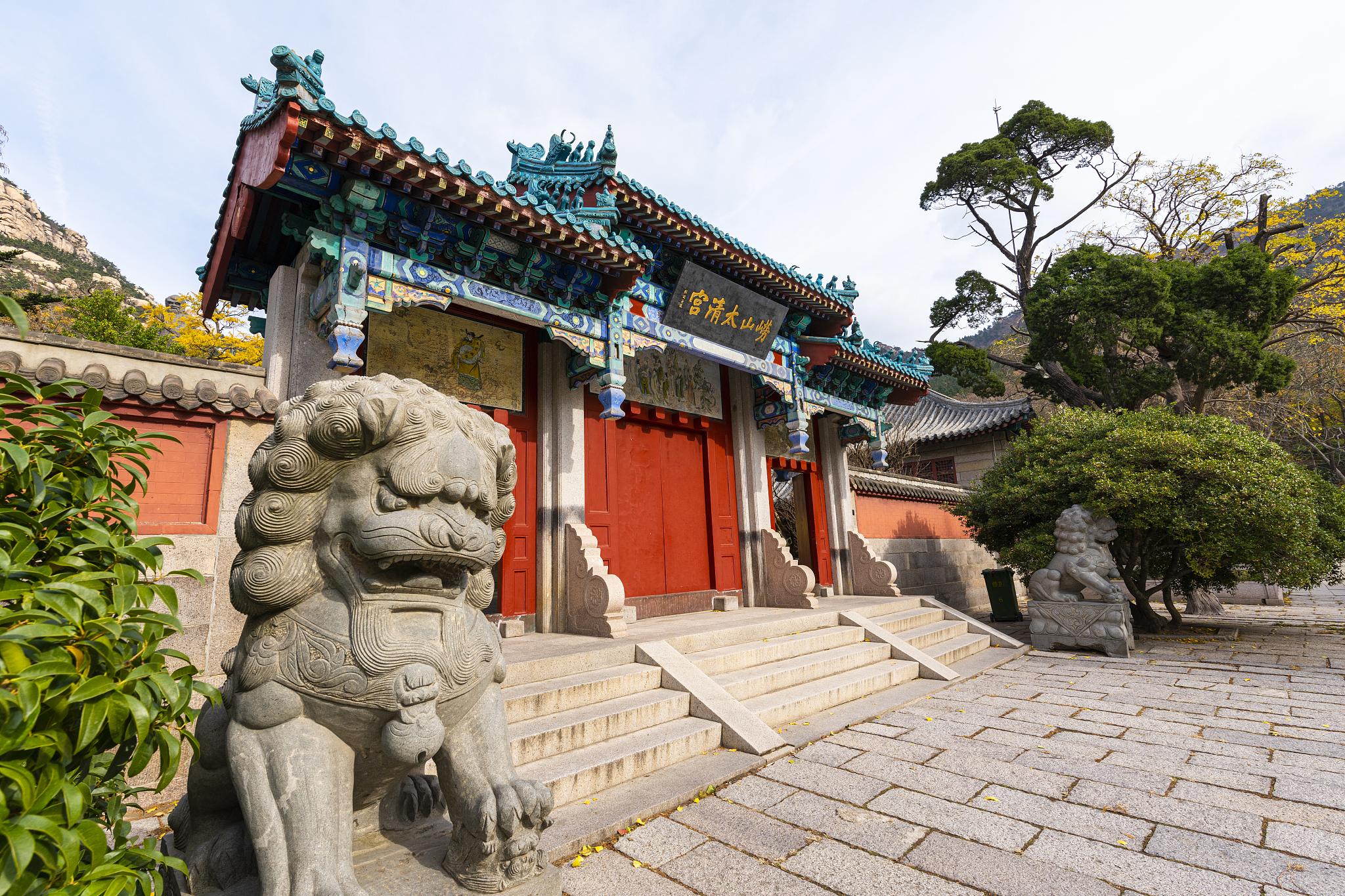 青岛湛山寺：历史悠久，景色优美，值得一去的旅游胜地