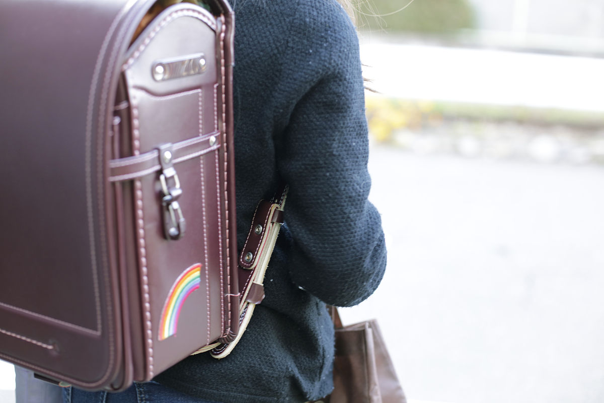 EDC手包：解放双手，便捷携带常用物品的时尚利器