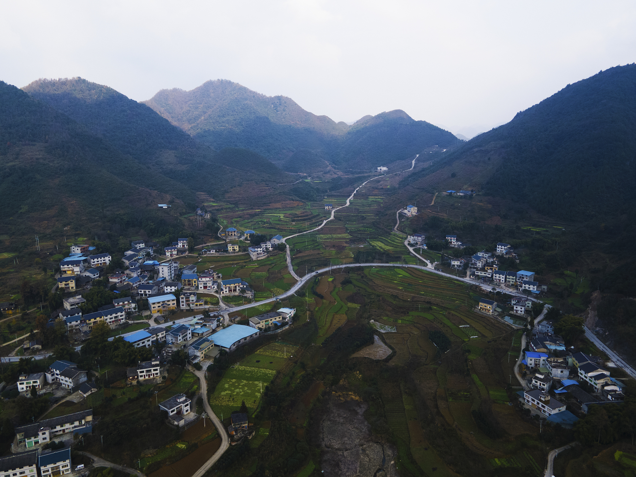 关于贵州遵义输变电工程专业承包二级资质新办及转让内容详细一点字数