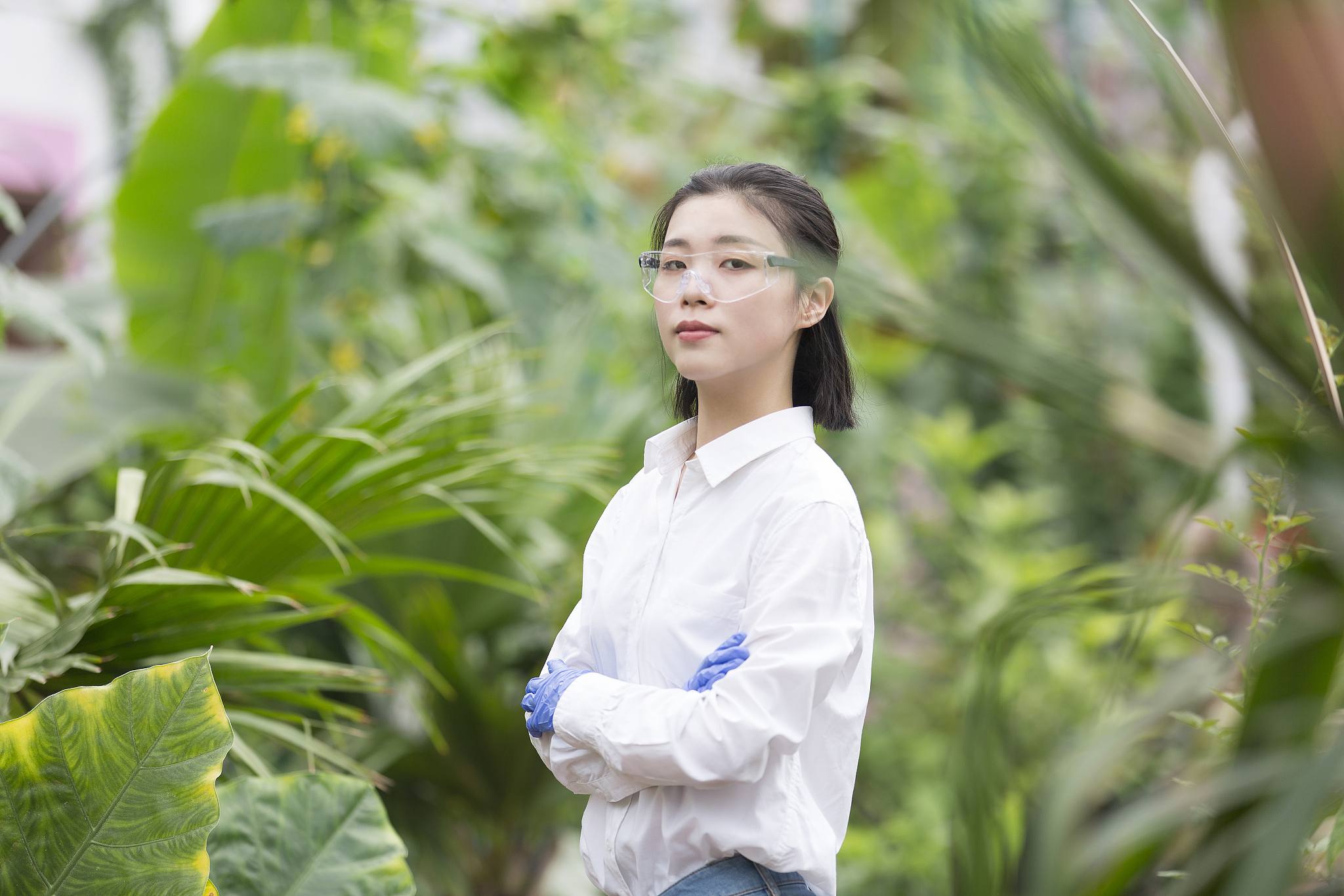 我的女友觉得自己胸部太小我想咨询一下中国成人女性罩杯占比多少请列出数据好让其有信心