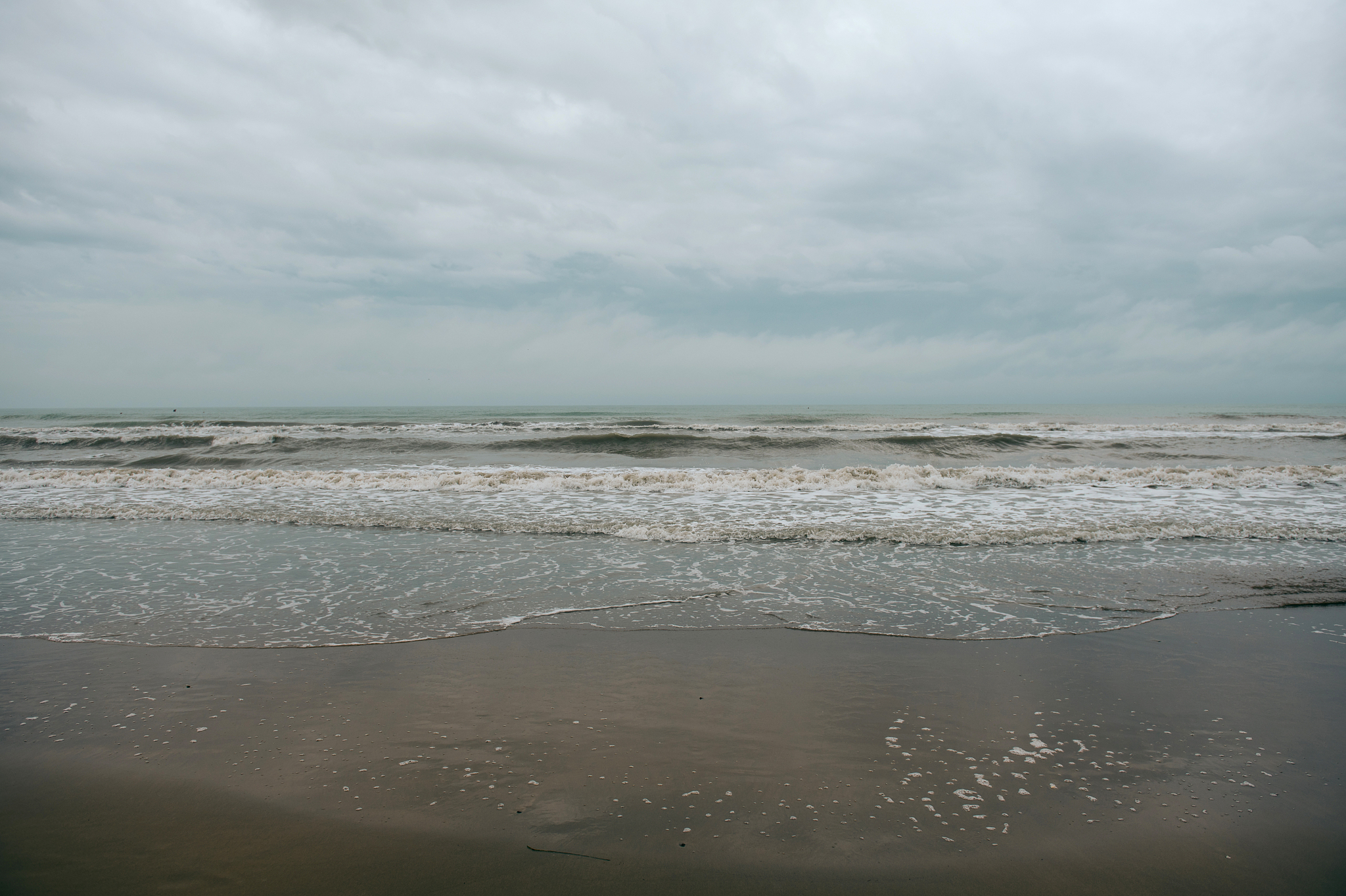 海洋现象时空尺度解析：潮汐、内波、中尺度涡、海浪