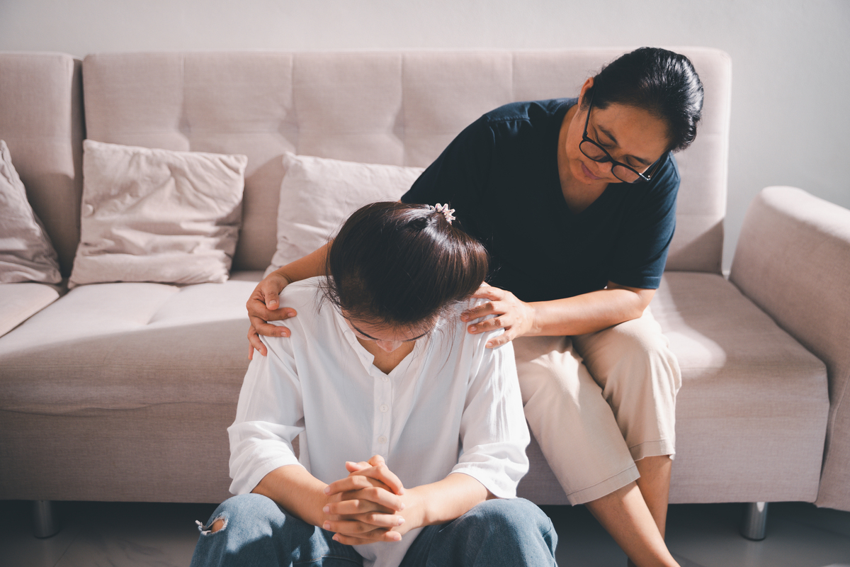 缓解的同义词：减轻压力，改善状况的表达方式