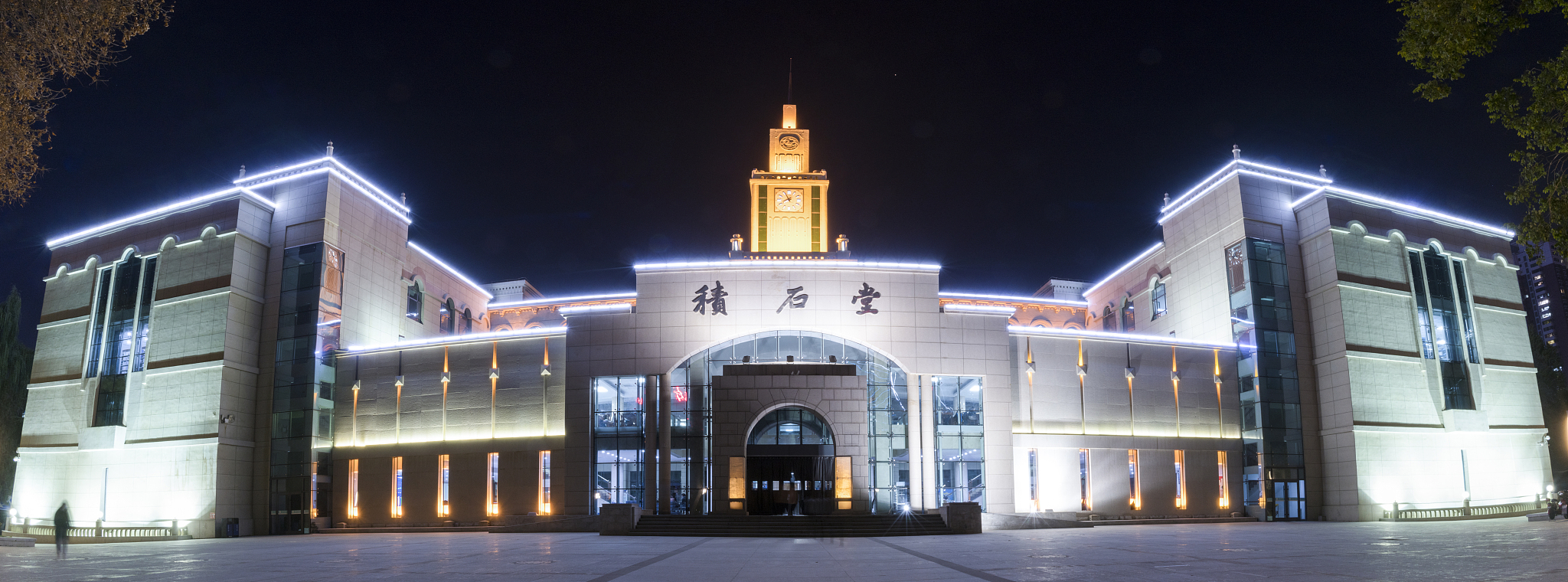 甘肃读电脑美术设计专业可以到哪些学校