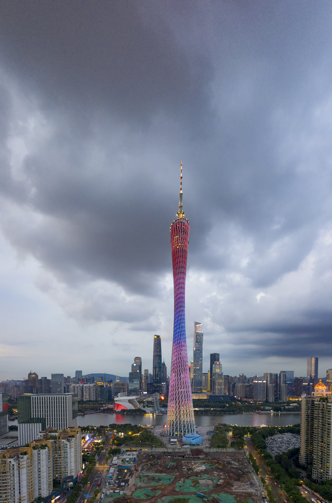 广州塔图片 - 寻找广州塔的精美照片