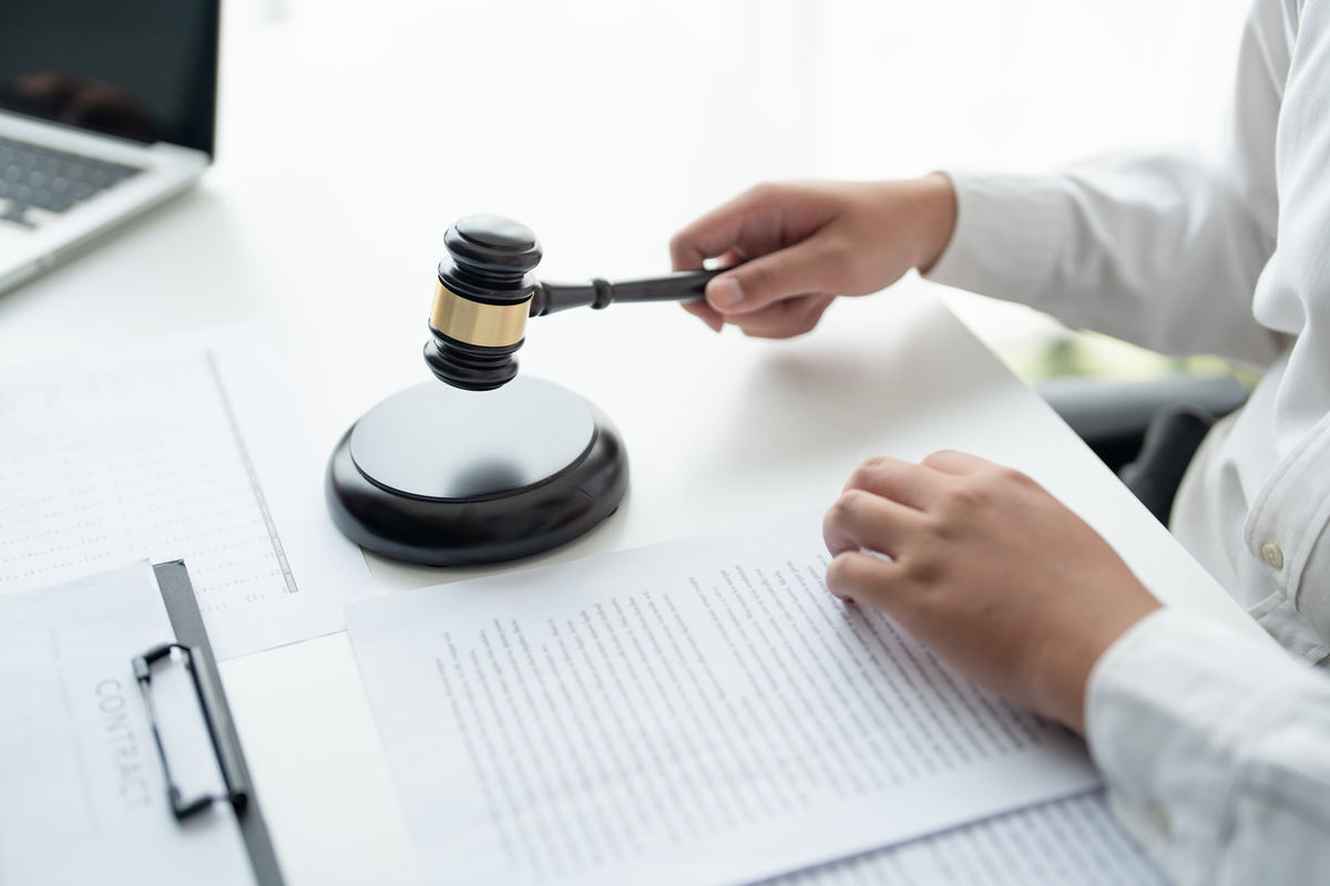 法律顾问的作用。200字