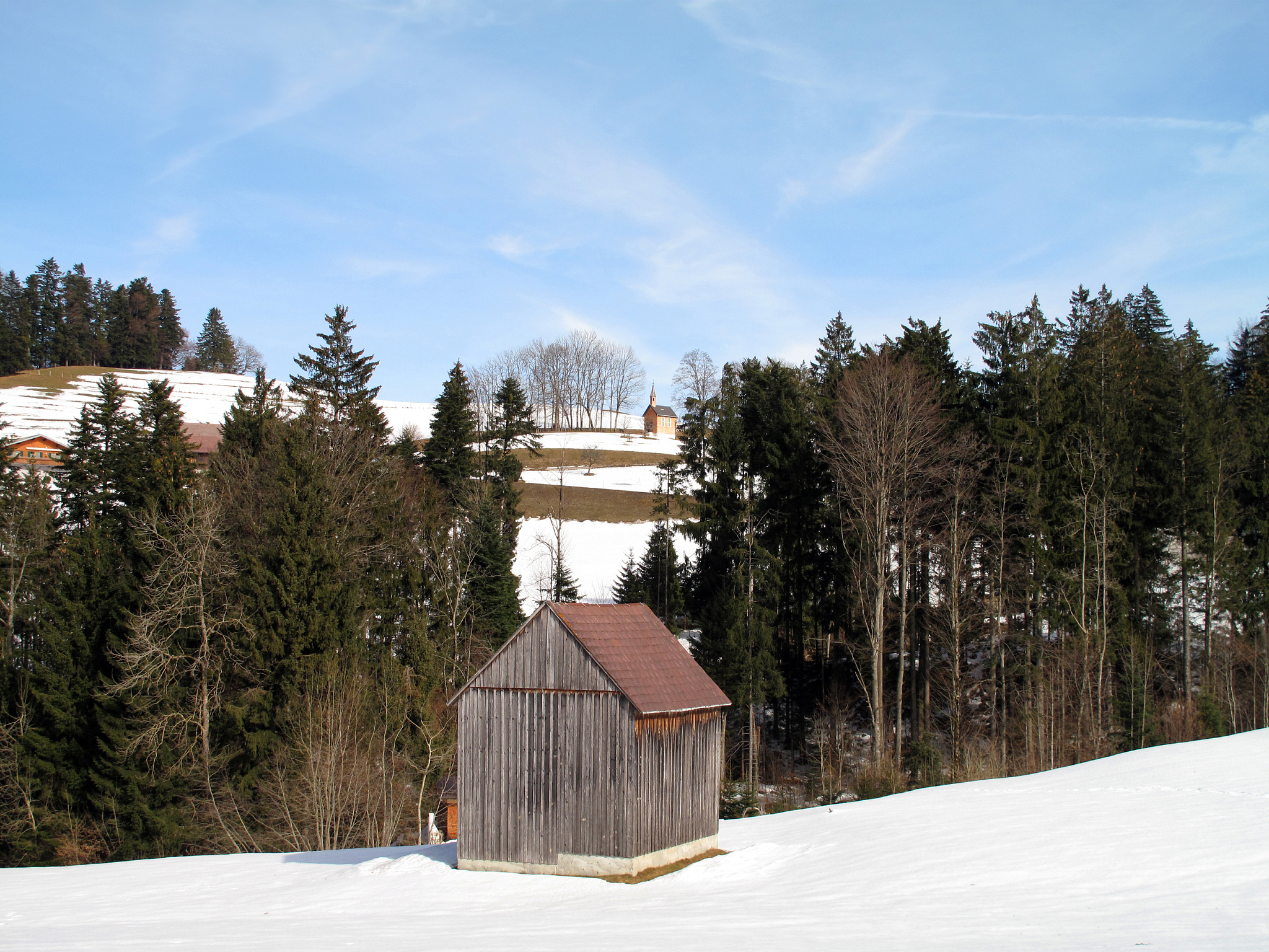 Wooden House Retreat on a Snowy Mountain: Tranquility & Breathtaking Views