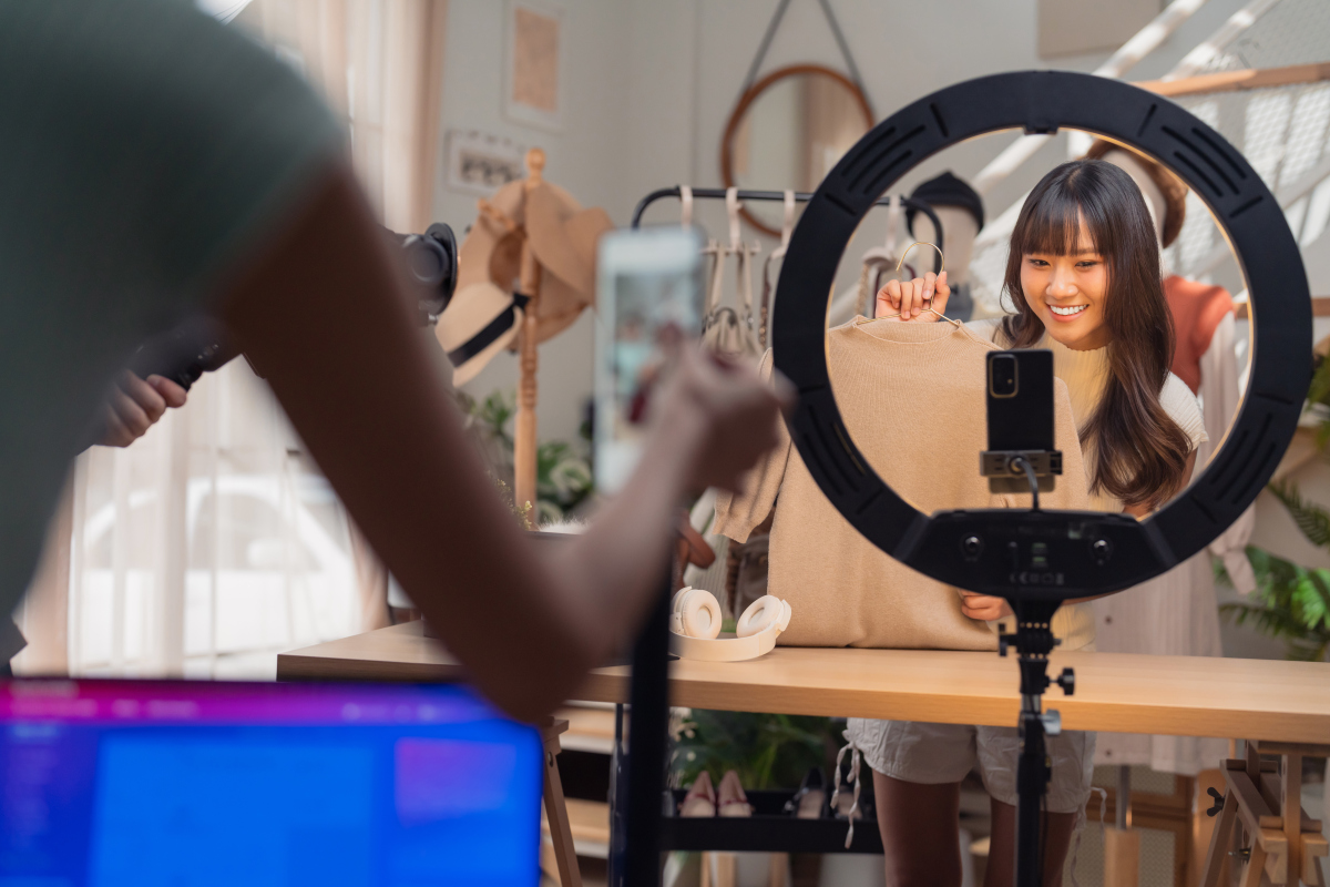 单品直播营销四步法：从策划到转化，打造爆款直播