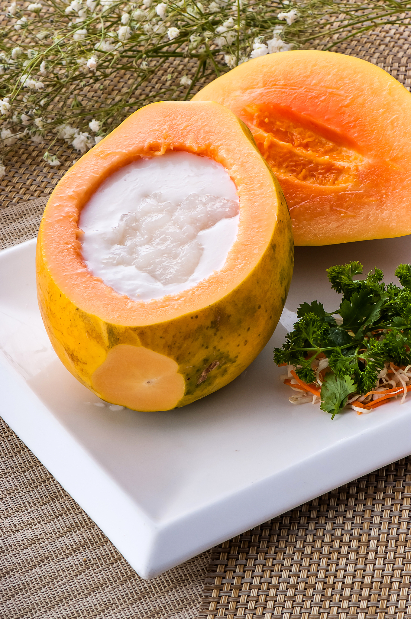 木瓜怎么吃？解锁营养美味的食用方法