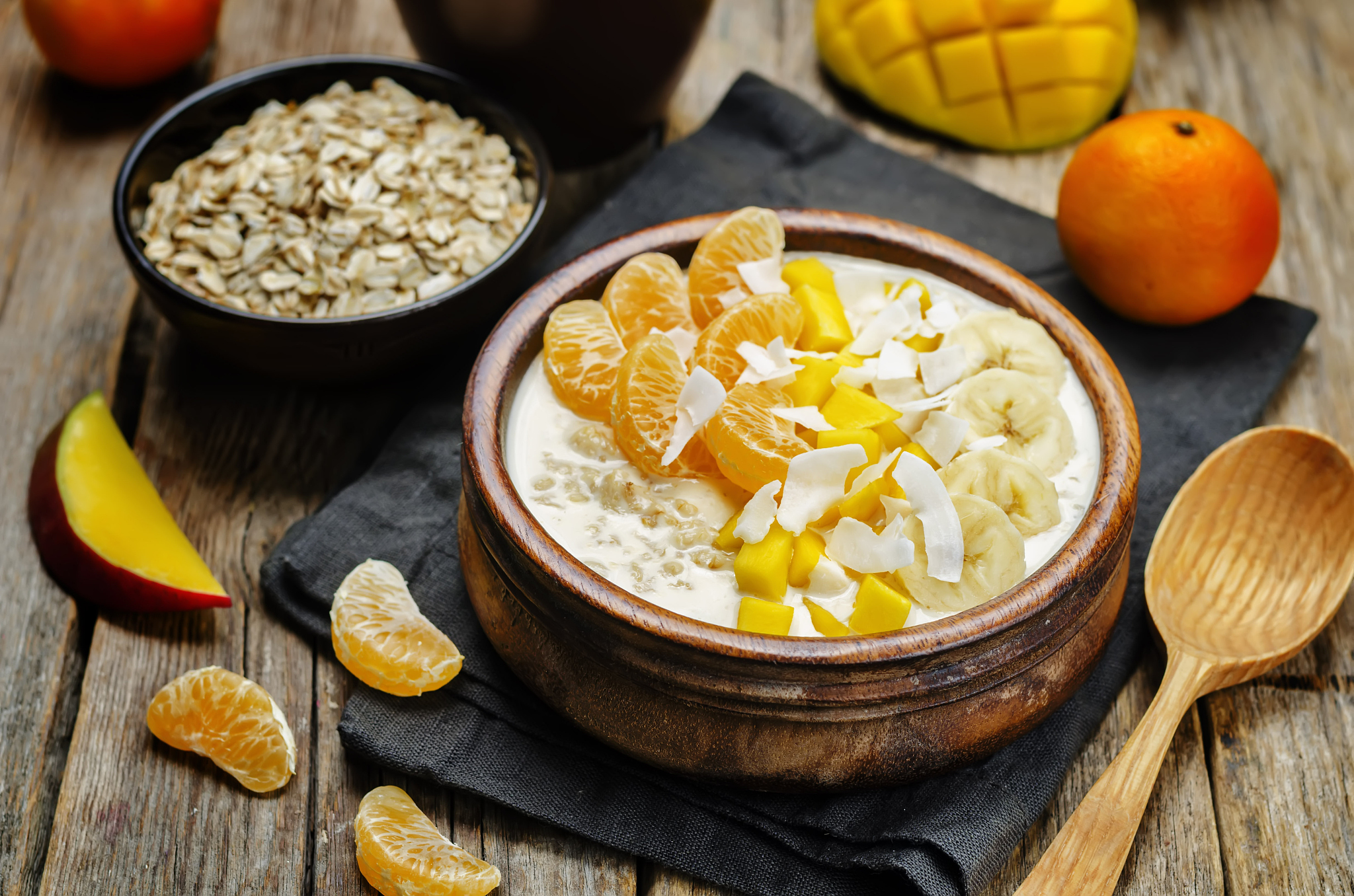 水果价格计算器：苹果、梨、桔子、芒果单价查询及付款金额计算